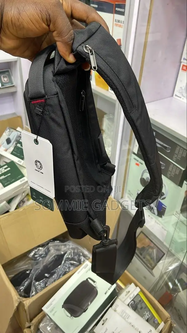 Greenlion Liverpool Crossbody Backpack