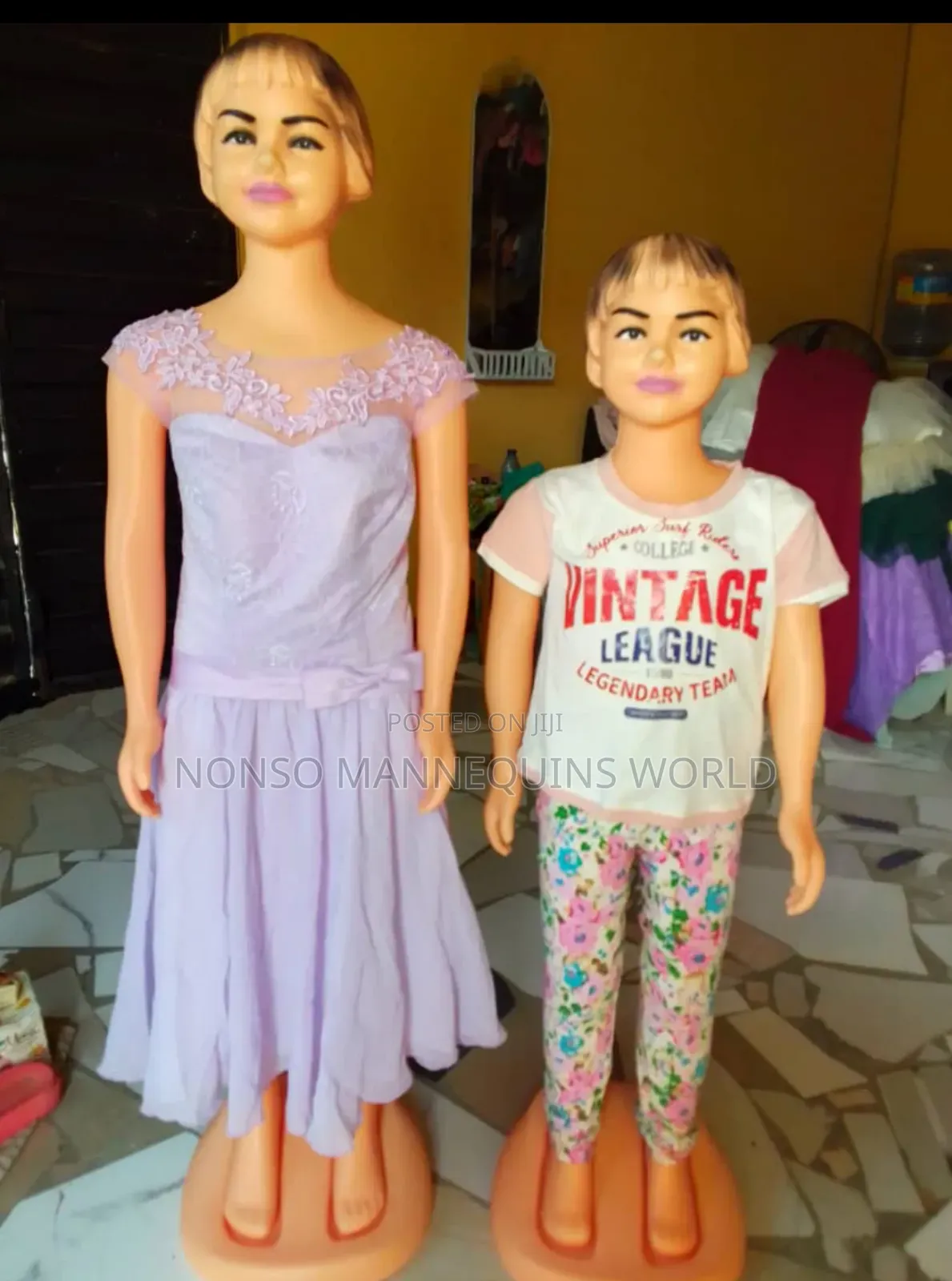 Unisex Plastic Kids Mannequins Of Different Ages