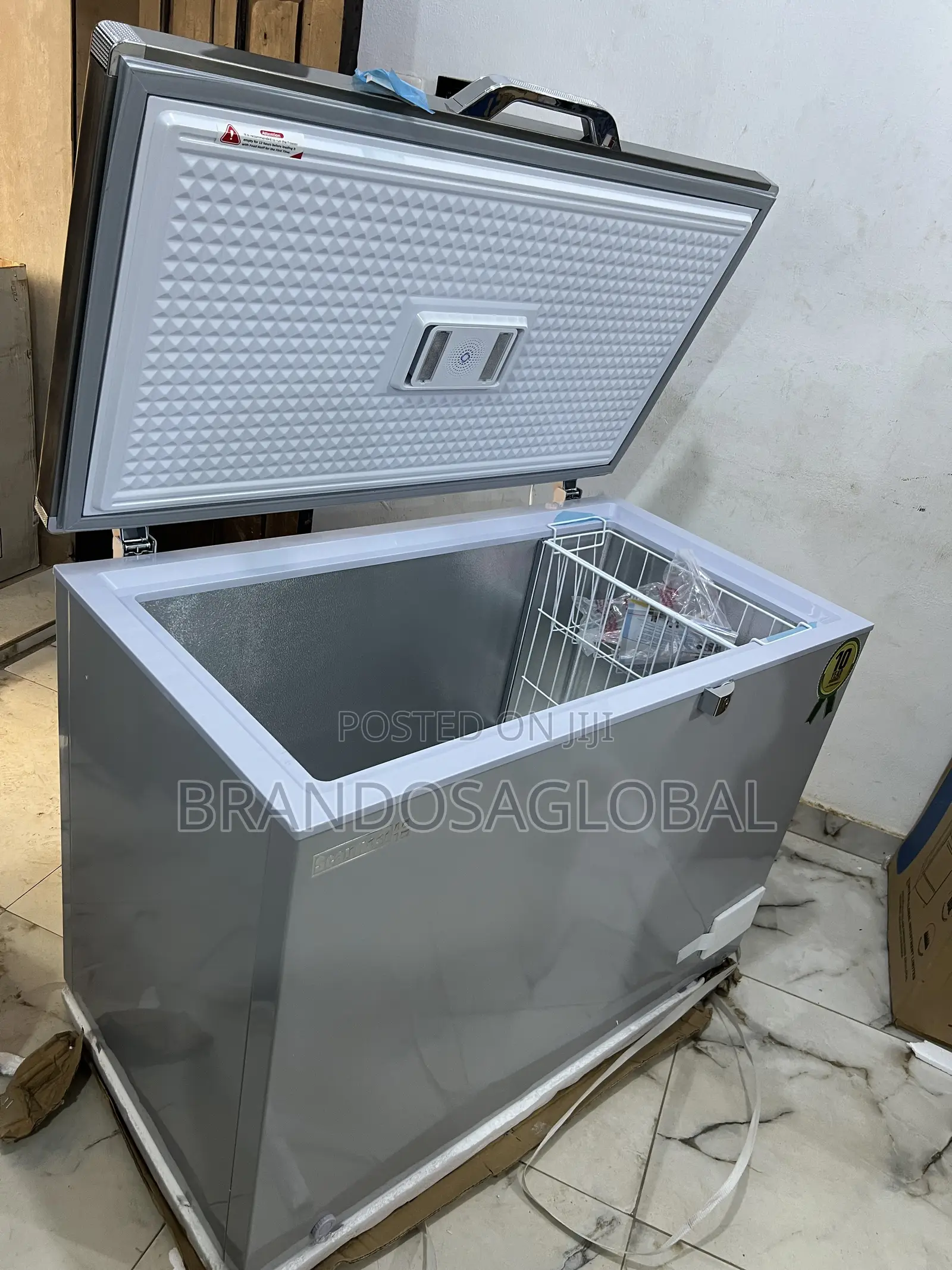Brand New Scanfrost 300l Inverter Chest Freezer – Energy Saving Beast