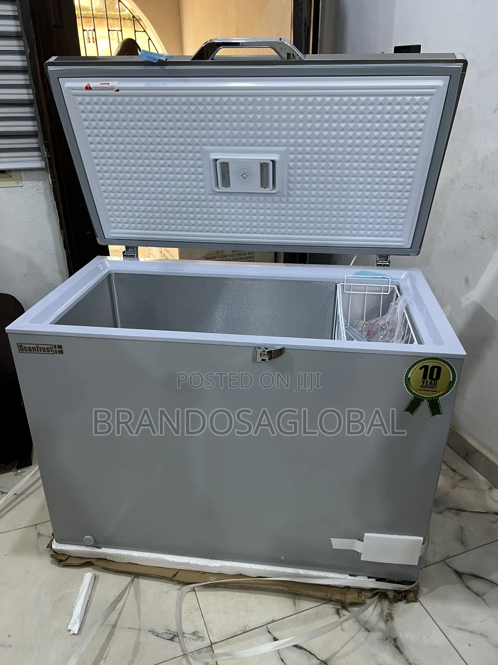 Scanfrost 300l Chest Freezer With Inverter Compressor Fast Cooling