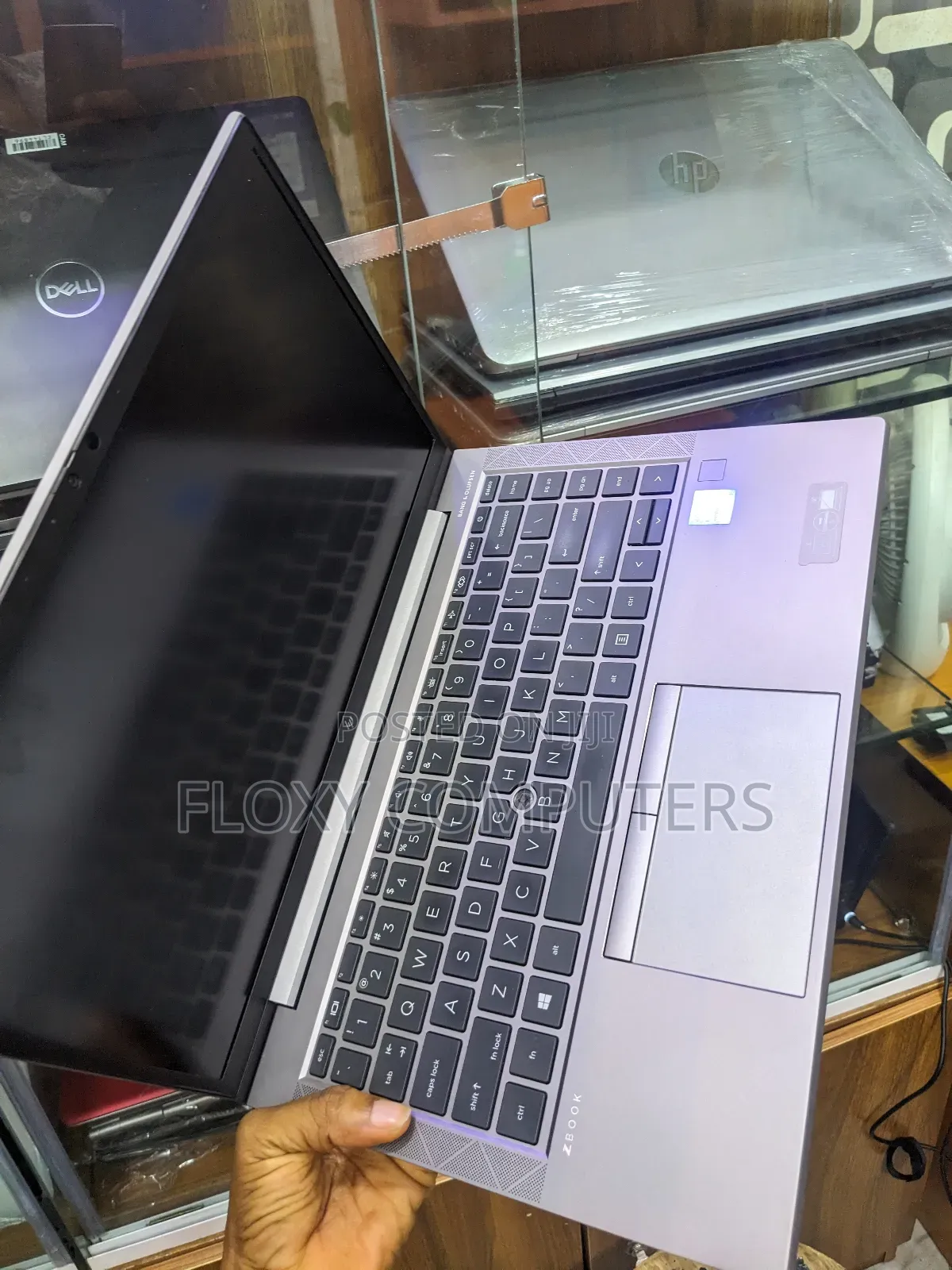 Laptop HP ZBook Firefly G8 8GB Intel Core I5 SSD 256GB