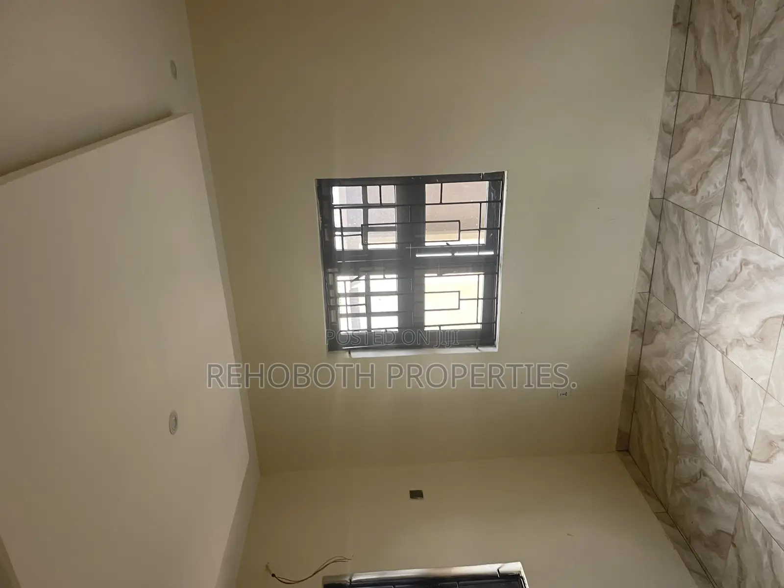 1bdrm Apartment in Ayegun Tipper Garage, Akala Express for rent