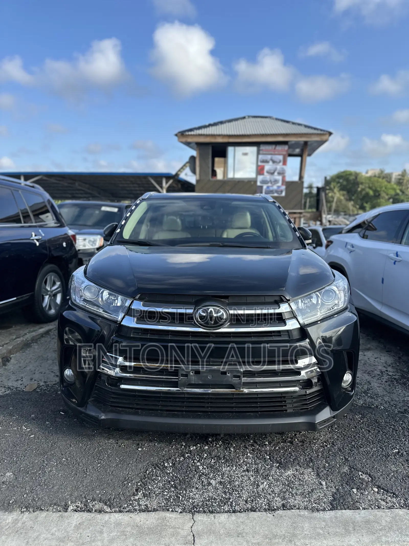 Toyota Highlander XLE 2019 Black