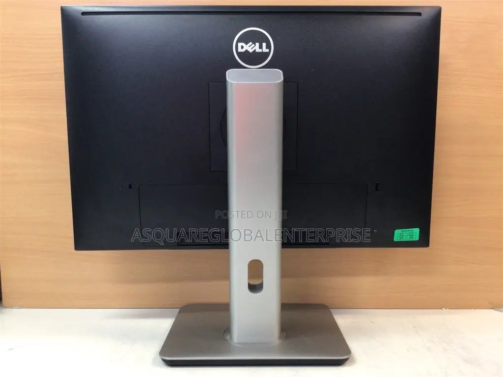 Dell U2415 Ultra Sharp 24 Inch Professional Monitor