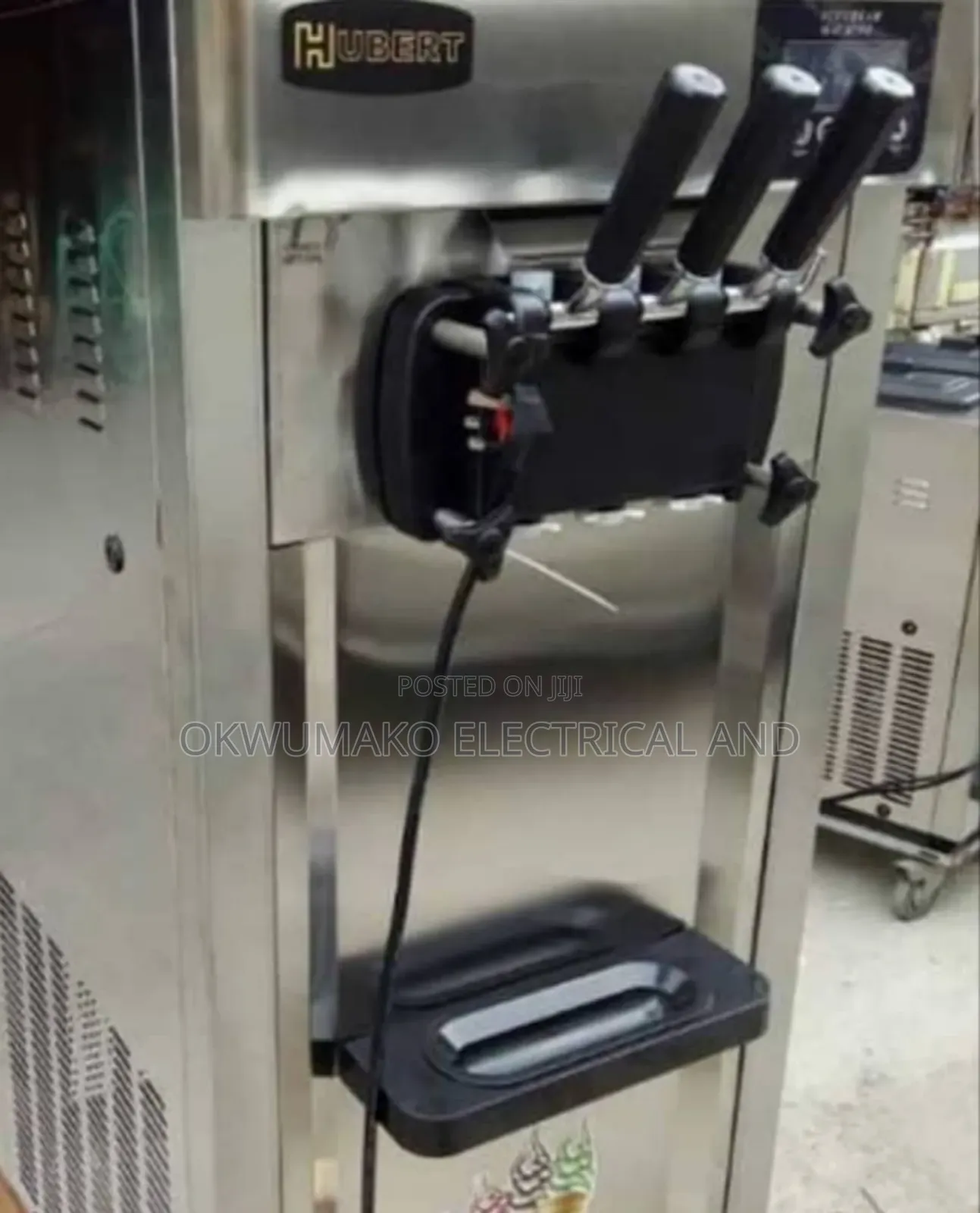 Standing Ice-cream Cream Machin
