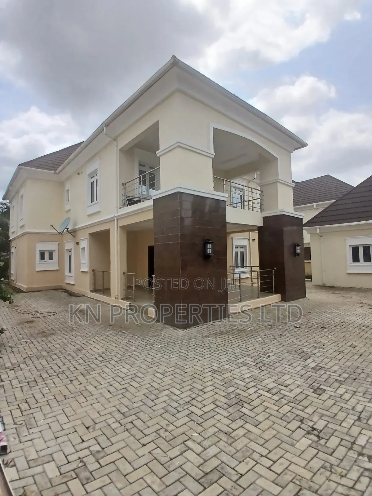 4bdrm Duplex in Estate, Lokogoma for rent