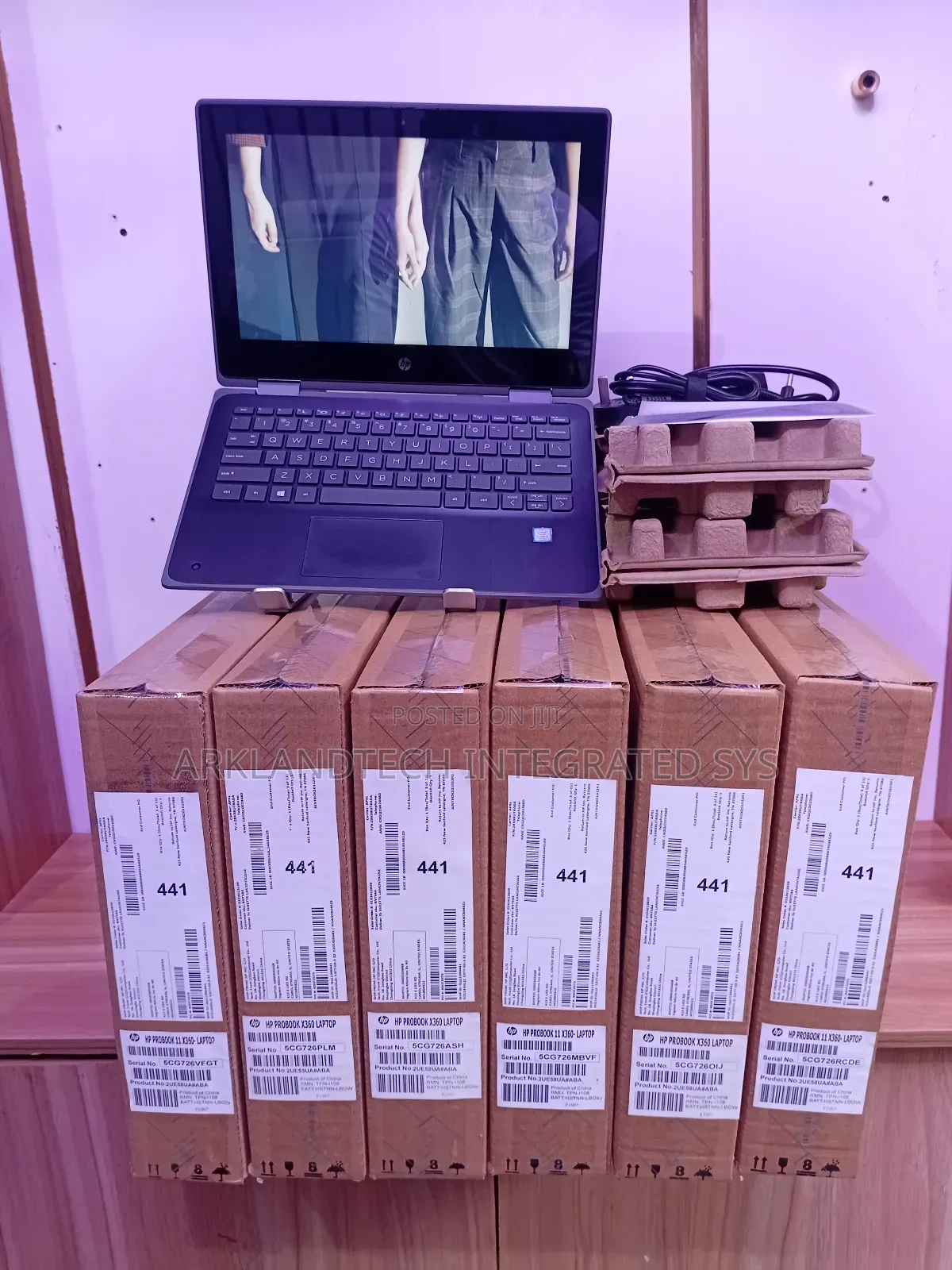 New Laptop HP ProBook 11 X360 8GB Intel Core i5 SSD 256GB