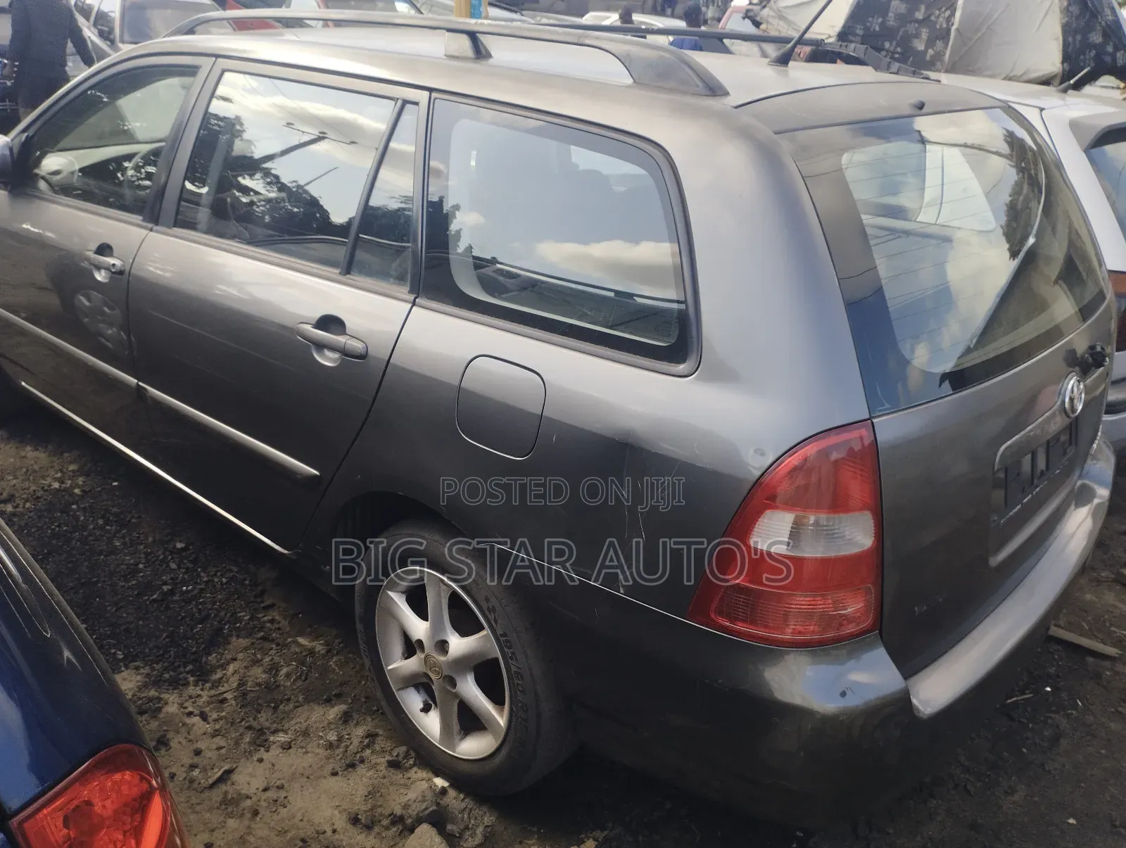 Toyota Corolla Liftback 2004 Beige