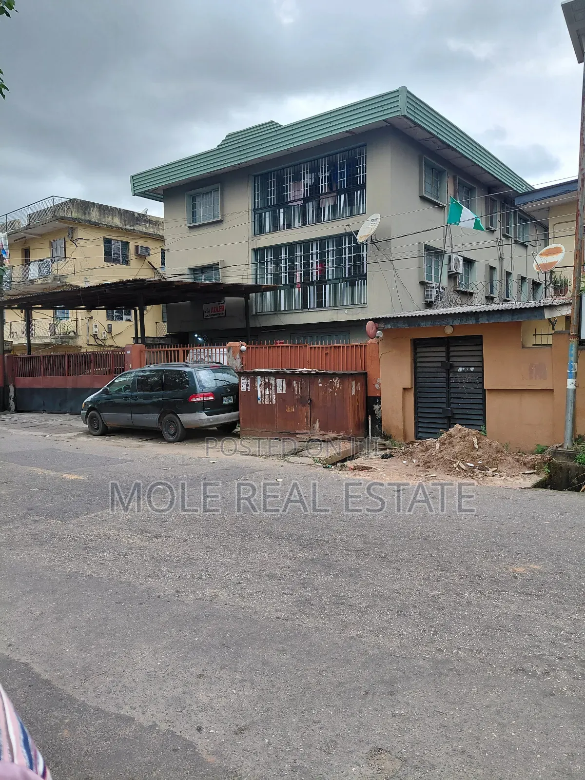 Furnished 3bdrm Block of Flats in Anifowose Community for sale