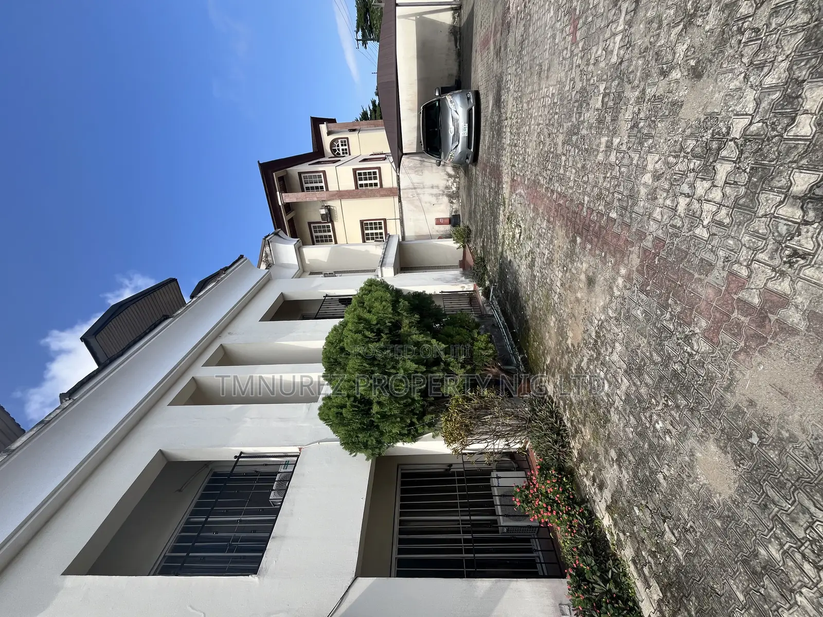 4bdrm Duplex in Lekki Phase 1 for rent