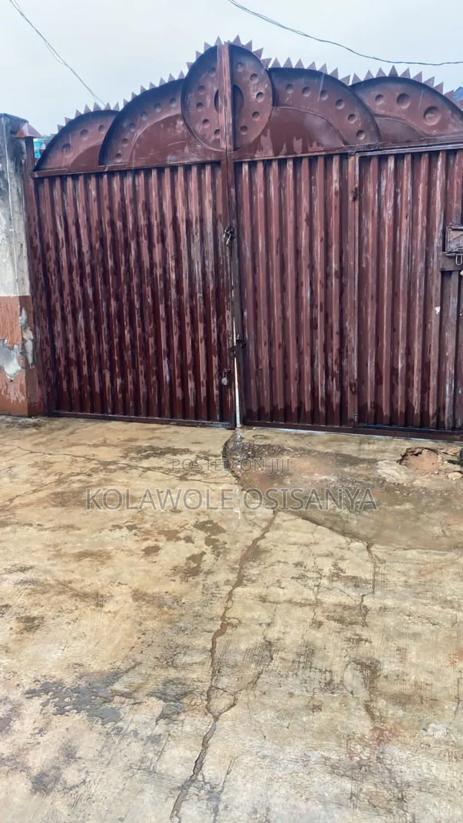 3bdrm Block of Flats in Ejigbo for sale