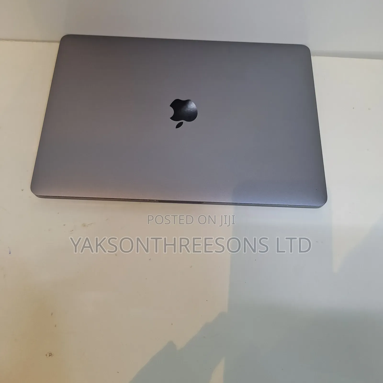 Laptop Apple MacBook Pro 2020 8GB Intel Core I5 SSD 256GB
