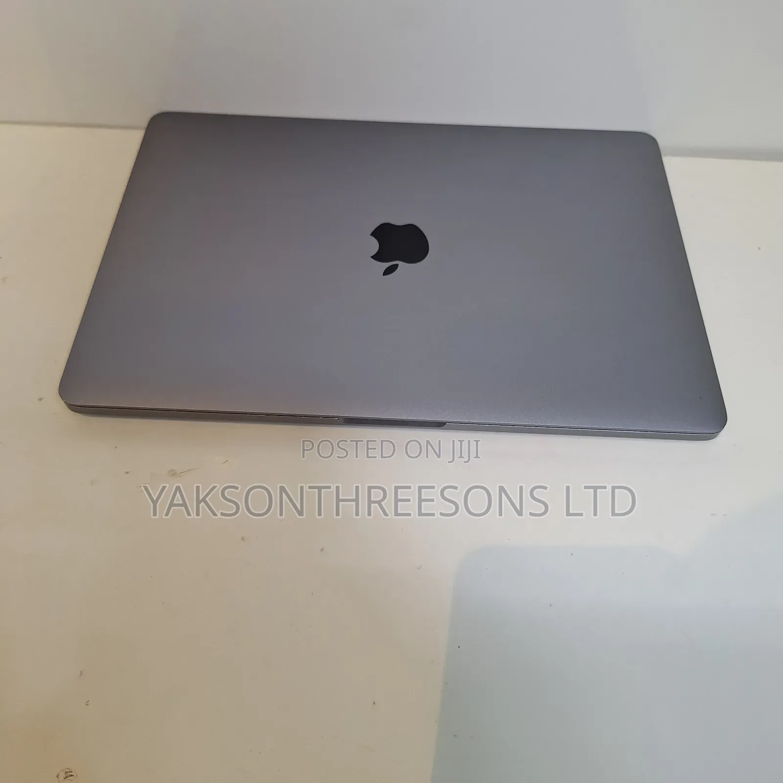 Laptop Apple MacBook Pro 2020 8GB Intel Core I5 SSD 256GB