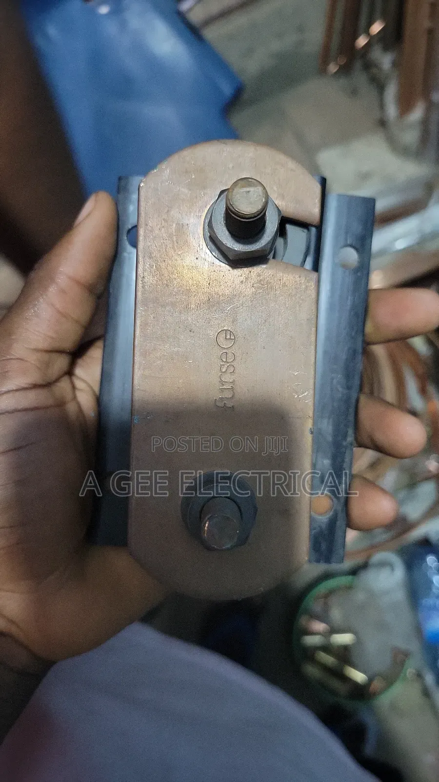 Earth Bonds Clamp Earth Bars