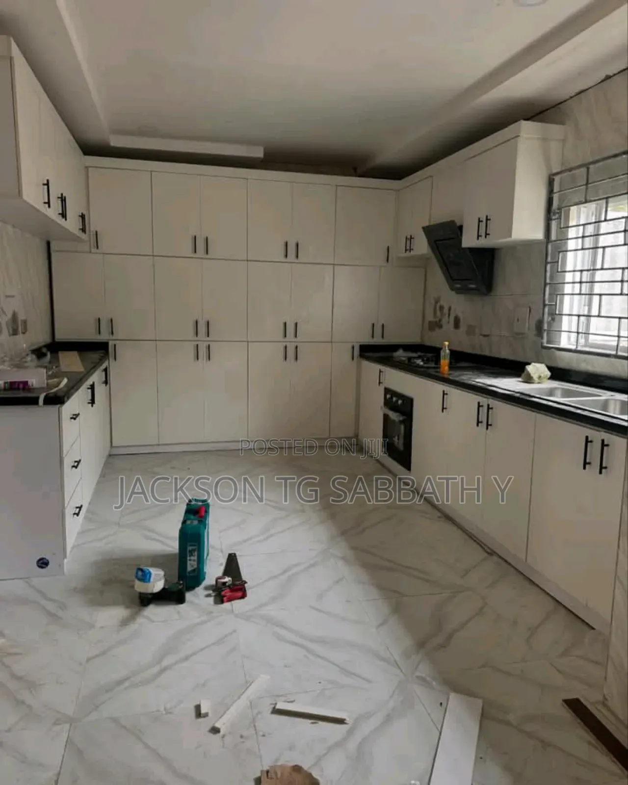 Kitchen Cabinet