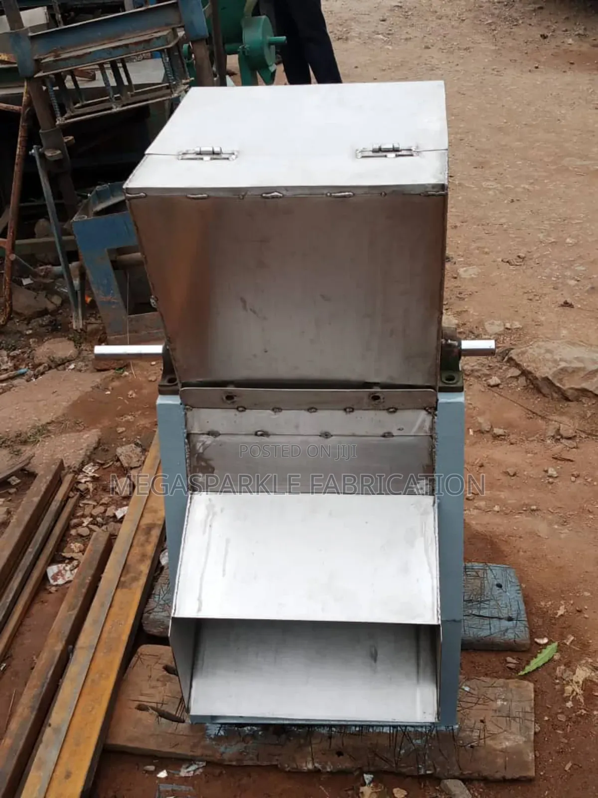 Cassava Grating Machine