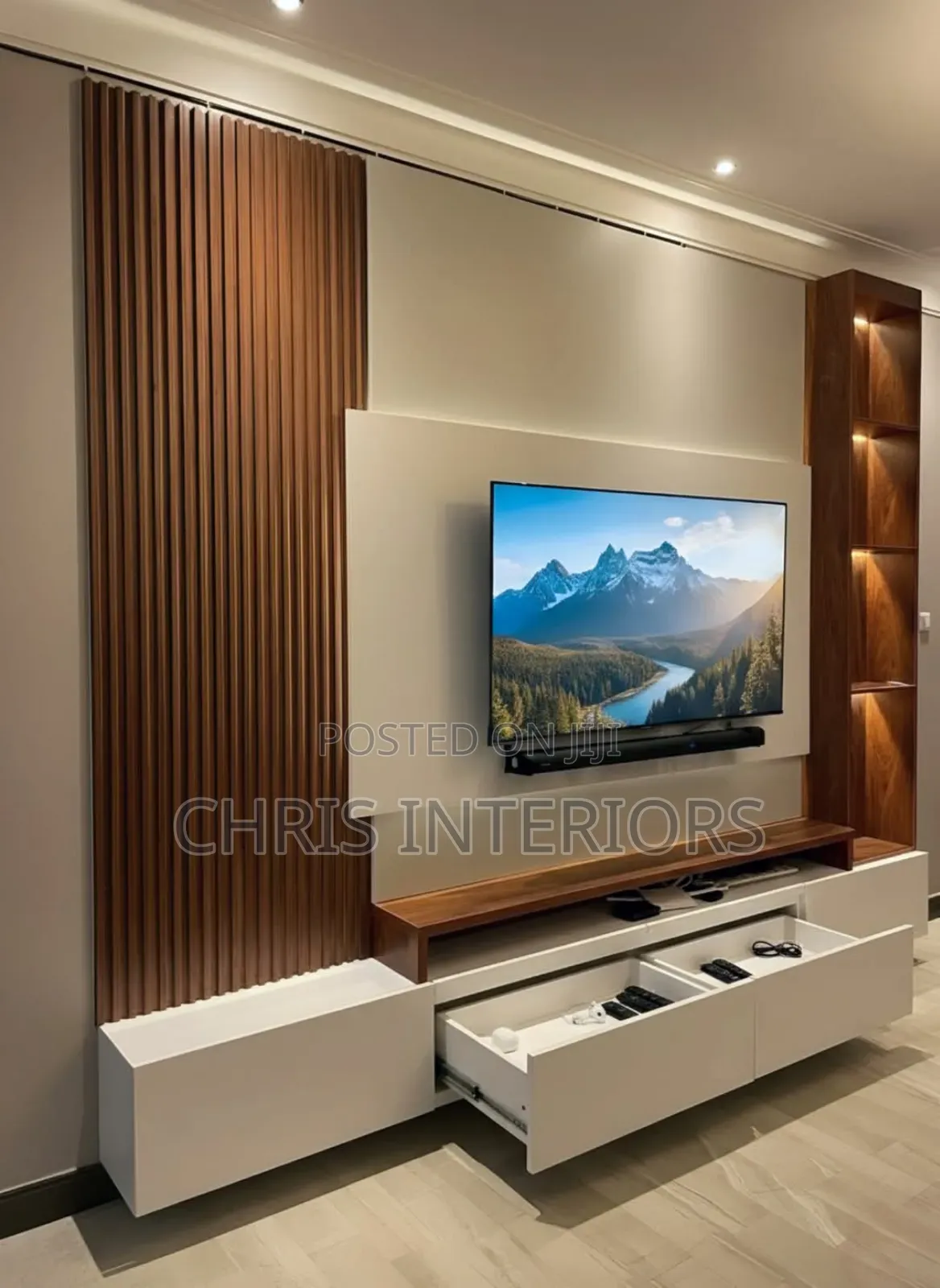 High Glossy Tv Console