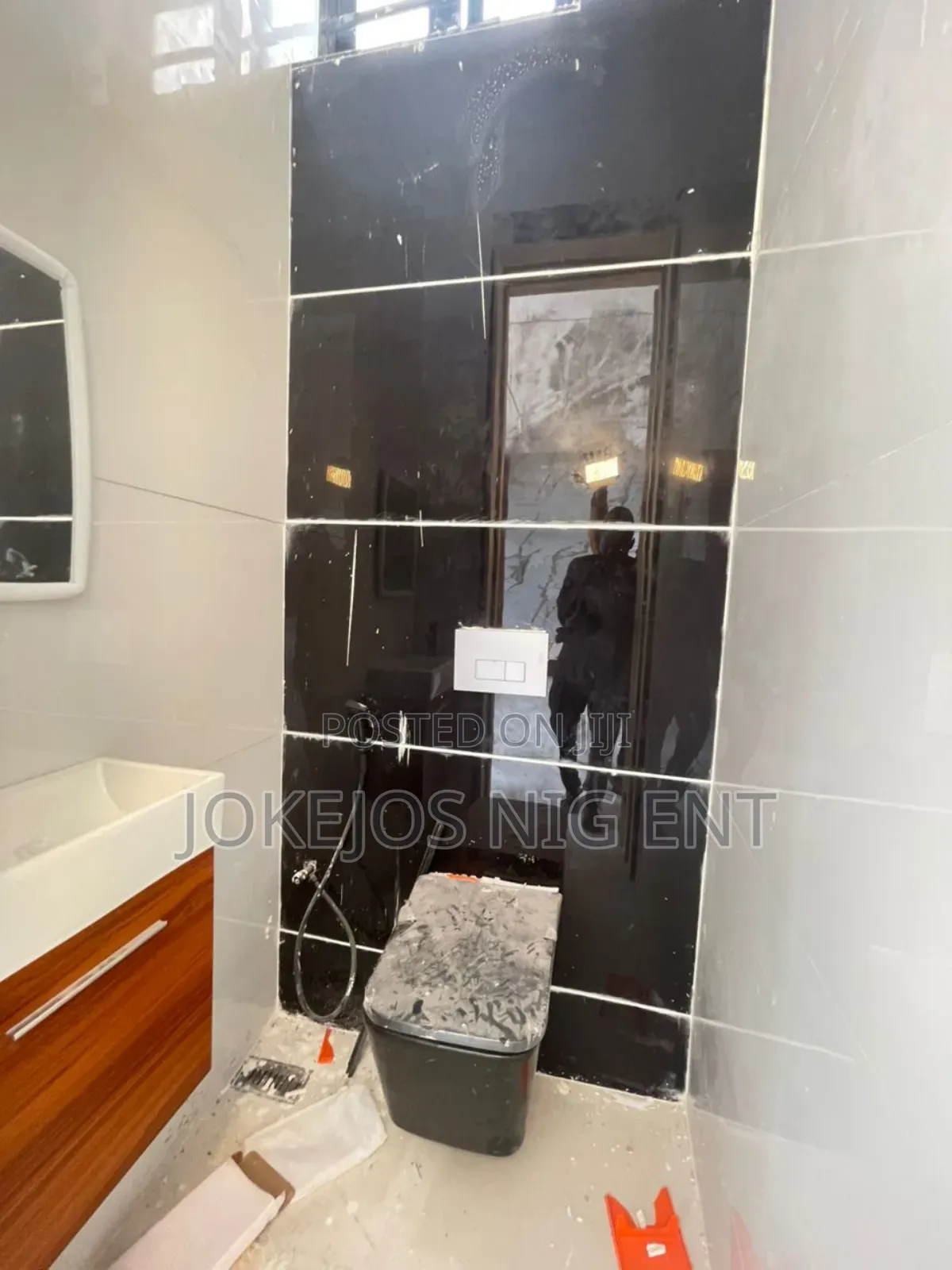 4bdrm Townhouse/Terrace in Olokonla Lbs Lagos, Ajah for sale