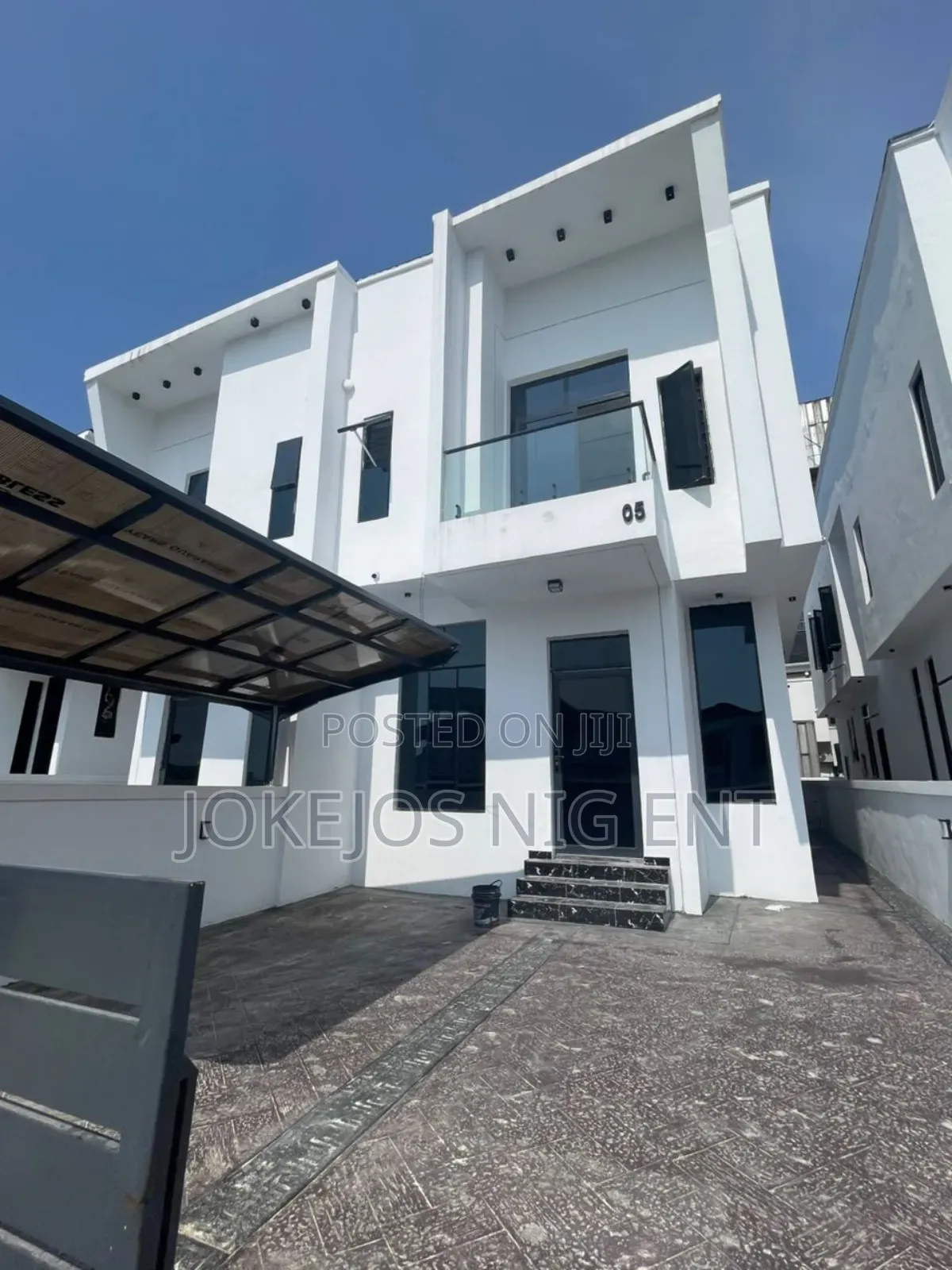 4bdrm Duplex in Ikota Jra for sale