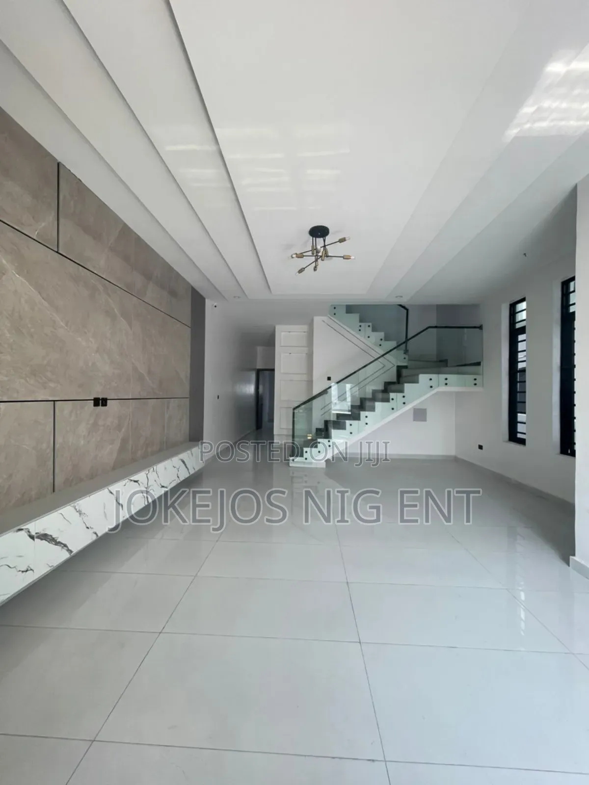 4bdrm Duplex in Ikota Jra for sale