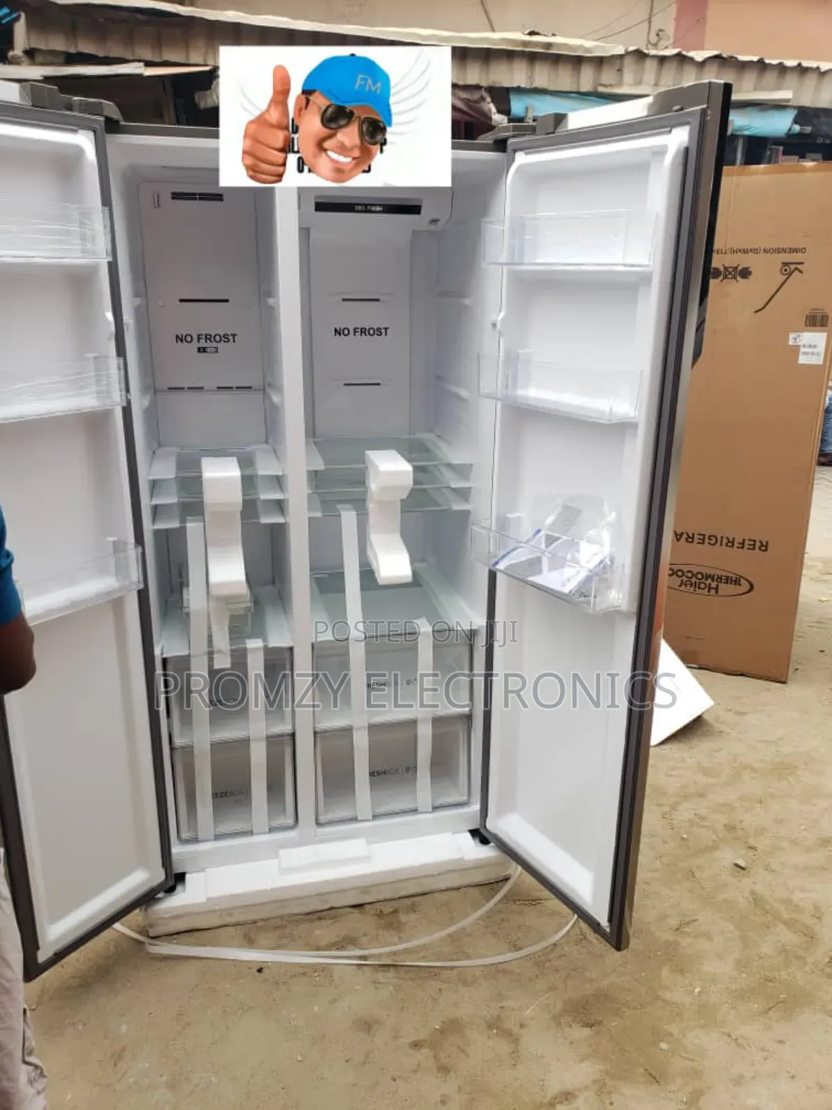 Hisense Side-by-side Refrigerator Black With Water Dispenser 529liters