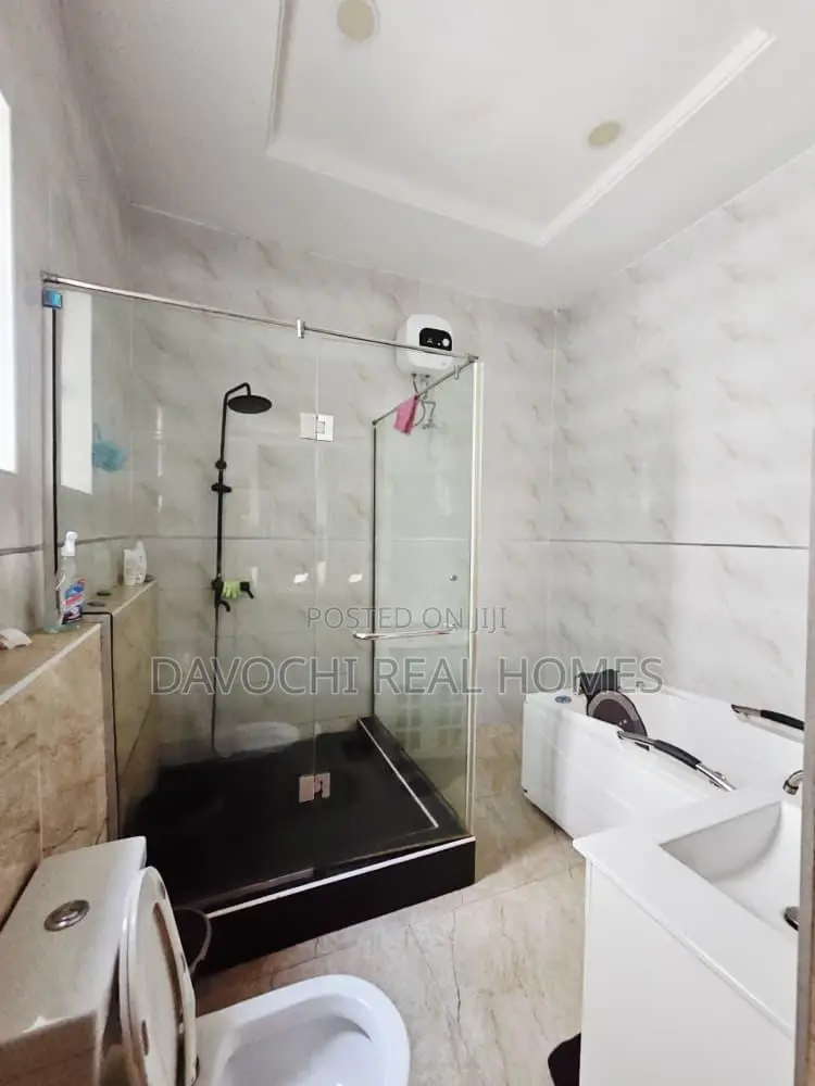 4bdrm Duplex in Orchid Road, Lekki Phase 2 for rent