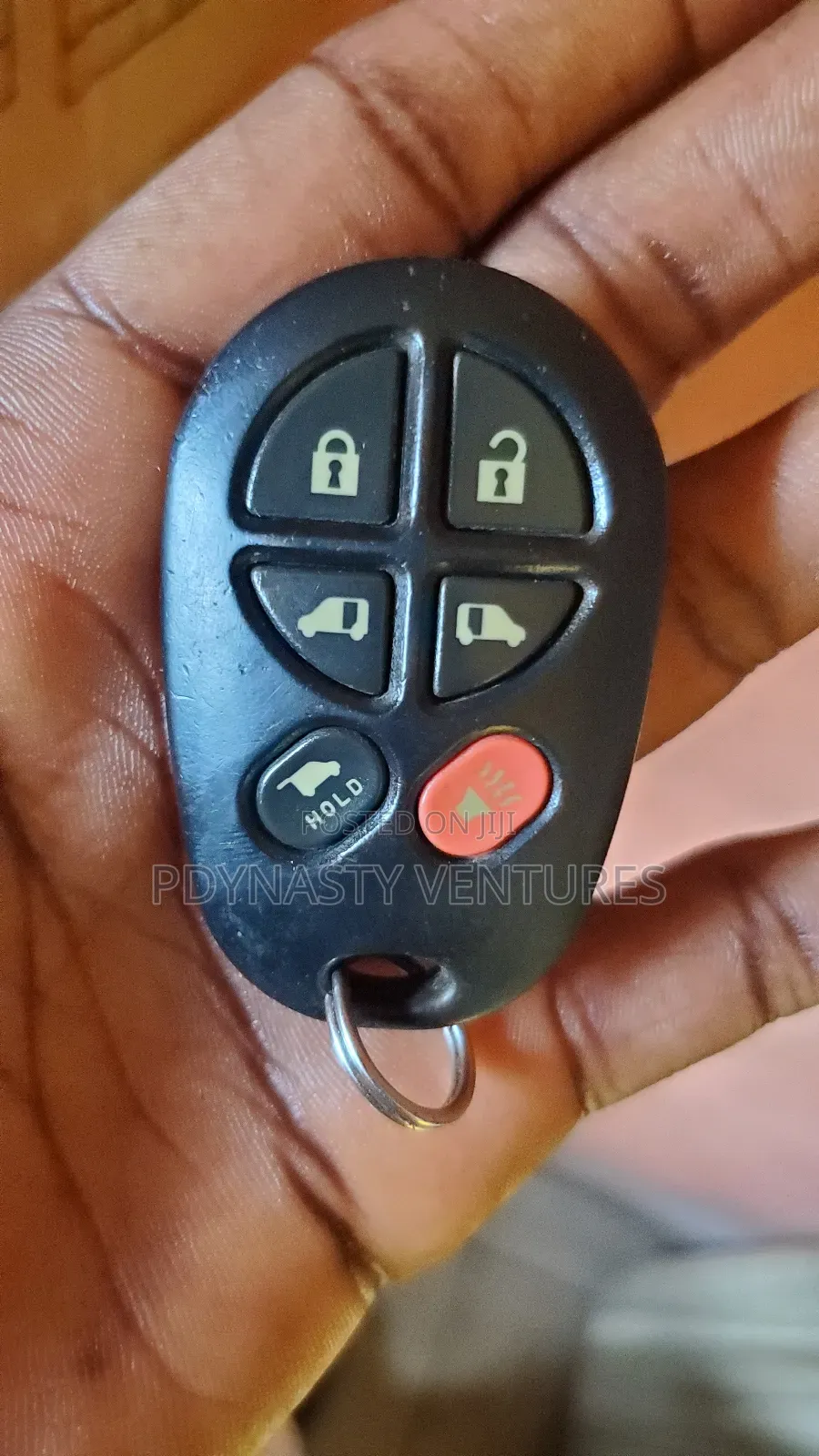 Toyota Sienna Remote Xle (Full Option)
