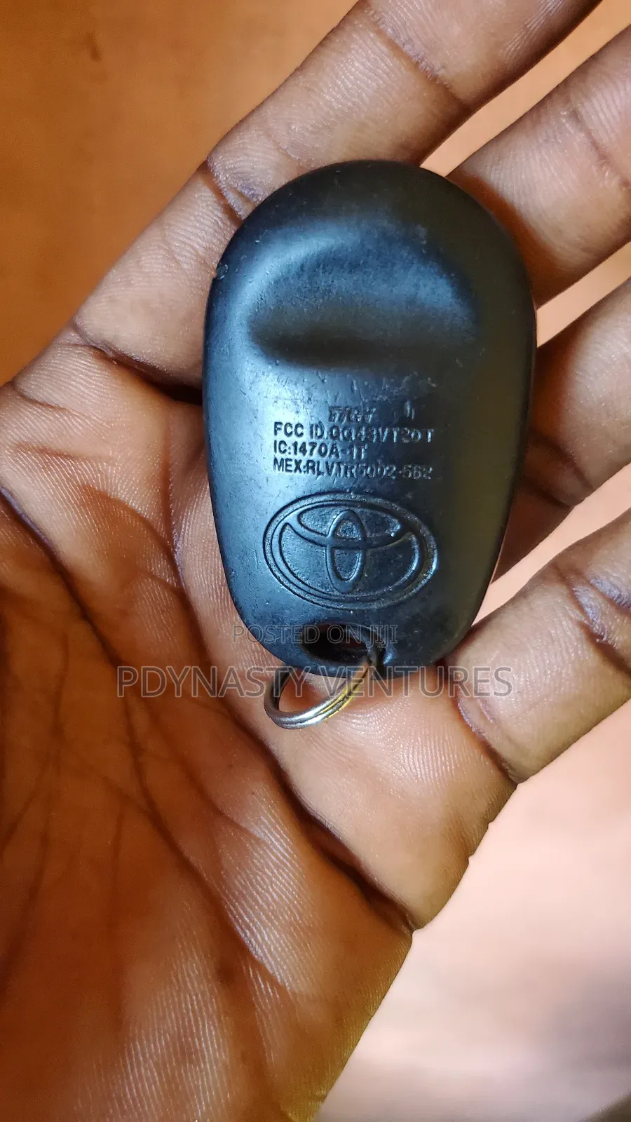 Toyota Sienna Remote Xle (Full Option)
