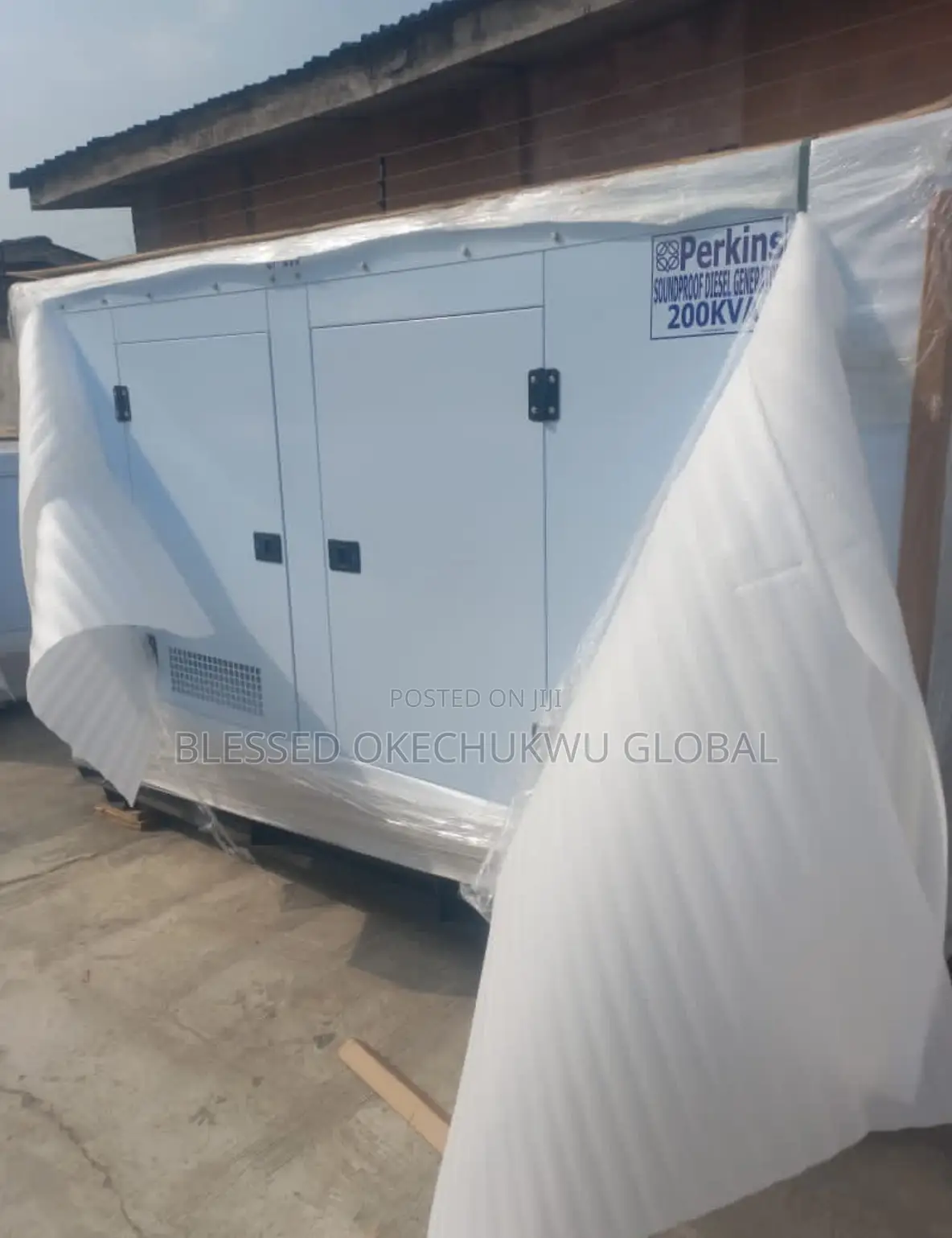 200kva Original Soundproof Perkins Generator Uk