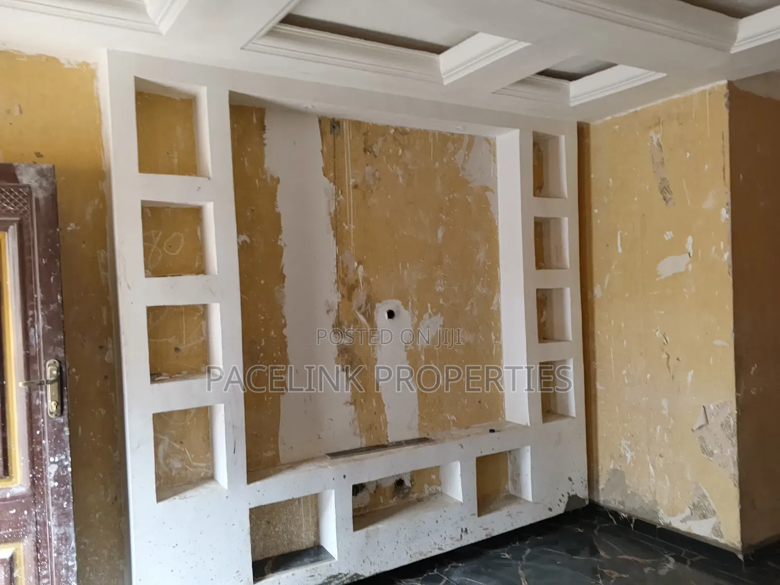 2bdrm Apartment in Iseri Olofin for rent