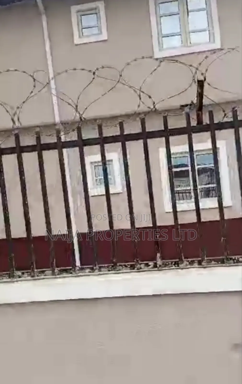 3bdrm Block of Flats in Abijo for sale