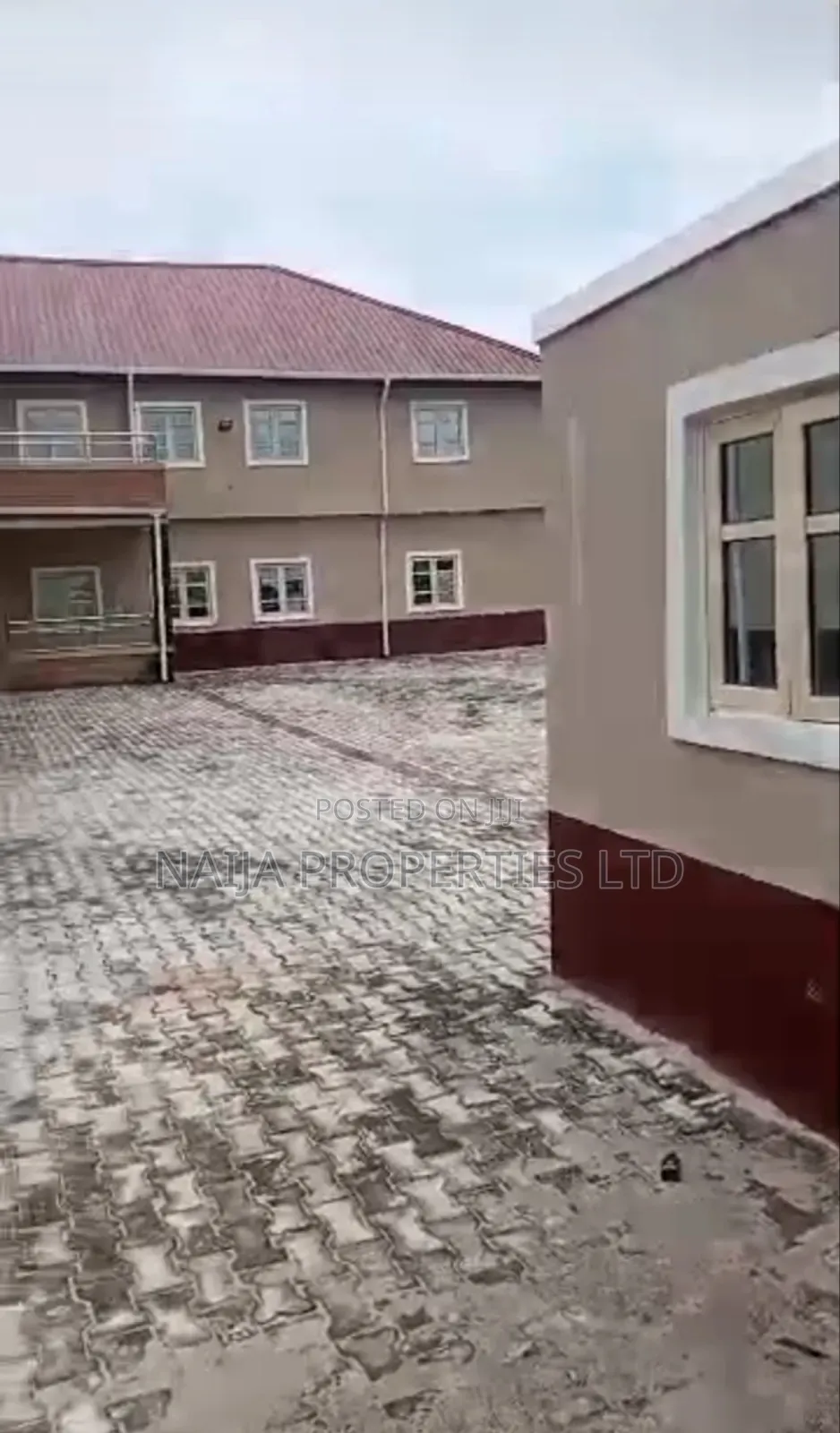 3bdrm Block of Flats in Abijo for sale