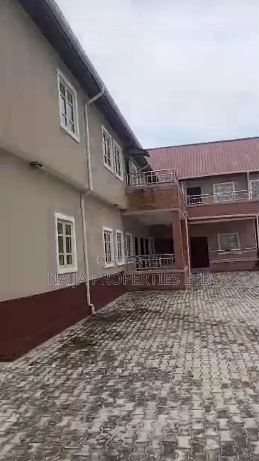 3bdrm Block of Flats in Abijo for sale