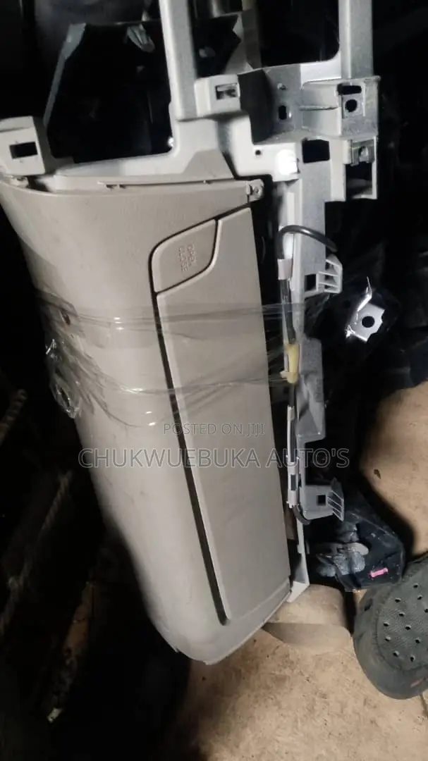 Dashboard Saves Rav4 2012