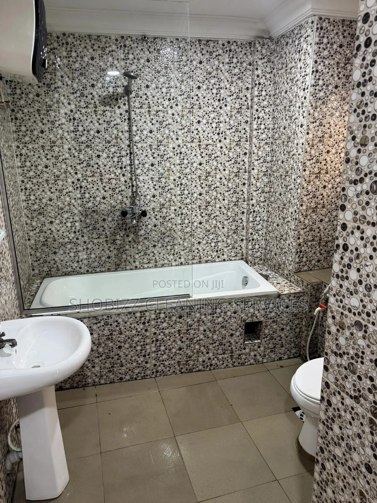 Deep Cleaning Service Toilet Disinfection