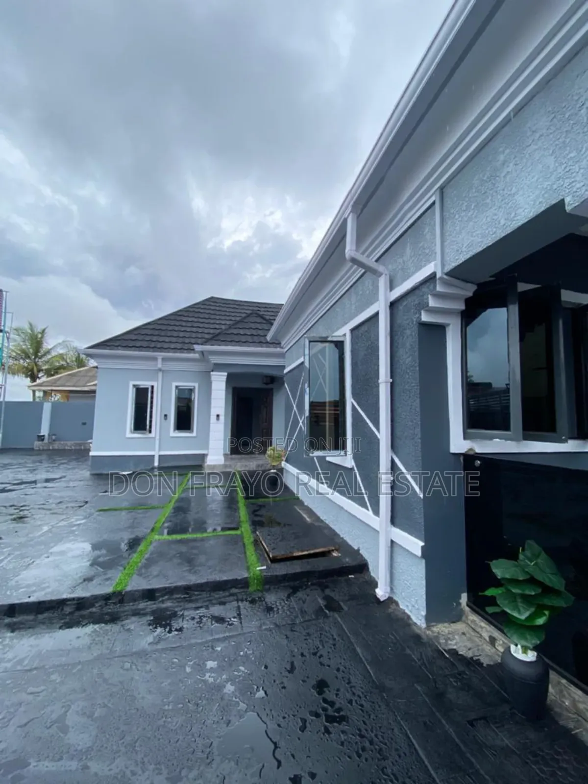 4bdrm Bungalow in Tipper Garage, Akala Express for sale