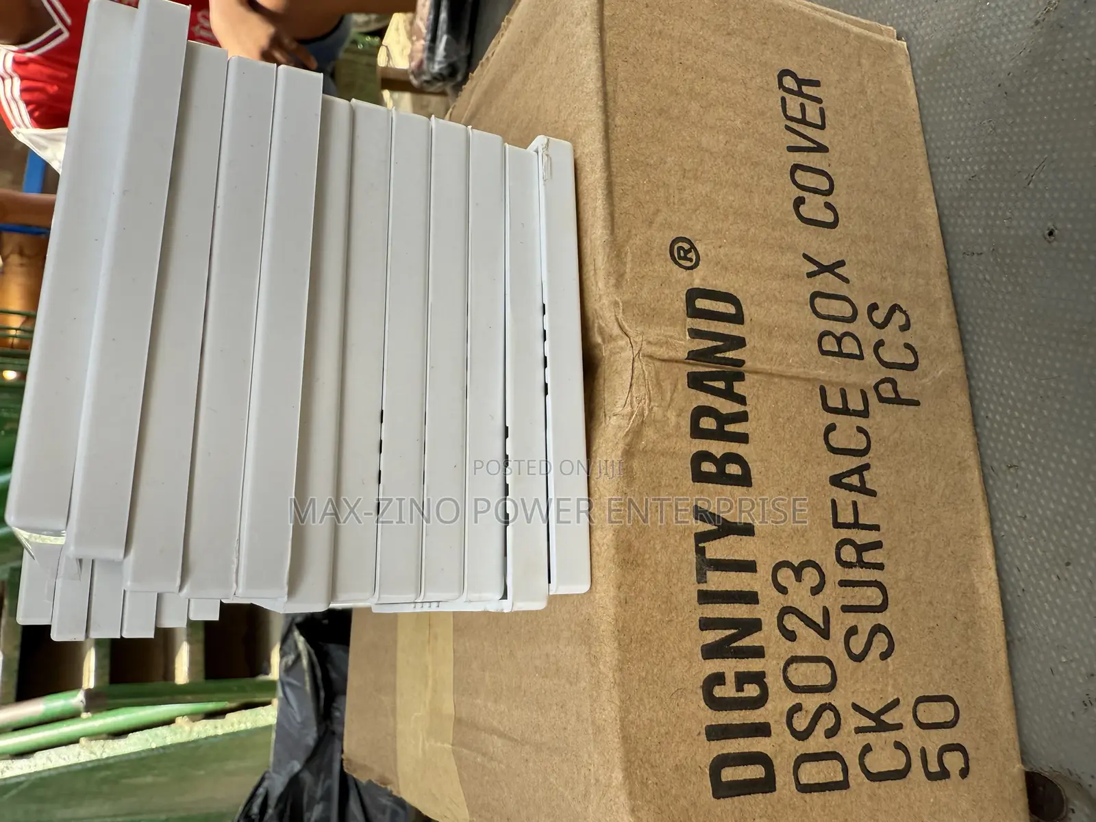 3x3 Cover Box