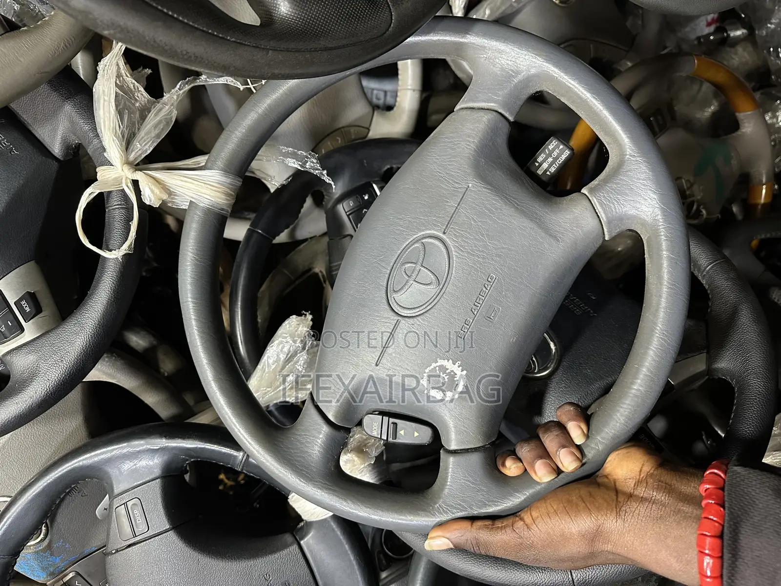 Steering Sienna 2000 Model