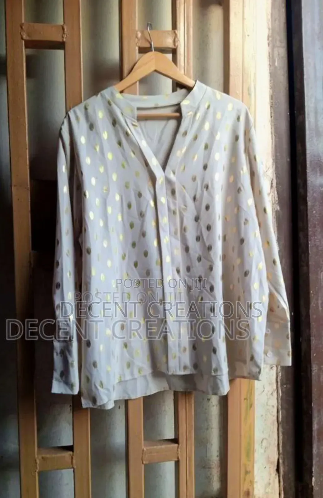 Mid - Year Promo: New Beige Polka Dot Top. Size 2xl.