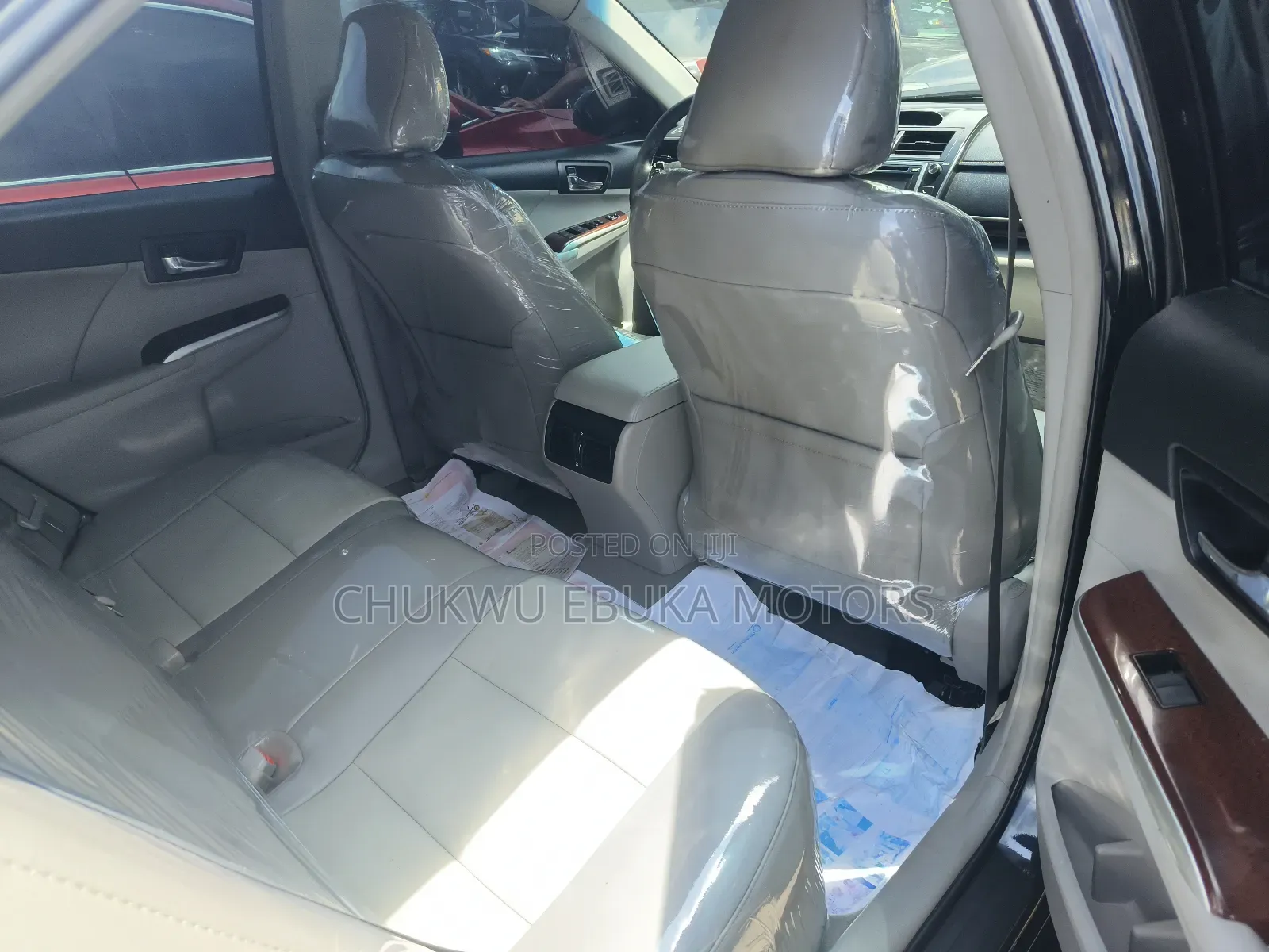 Toyota Camry XLE V6 4dr Sedan (3.5L 6cyl 6A) 2012 Gray