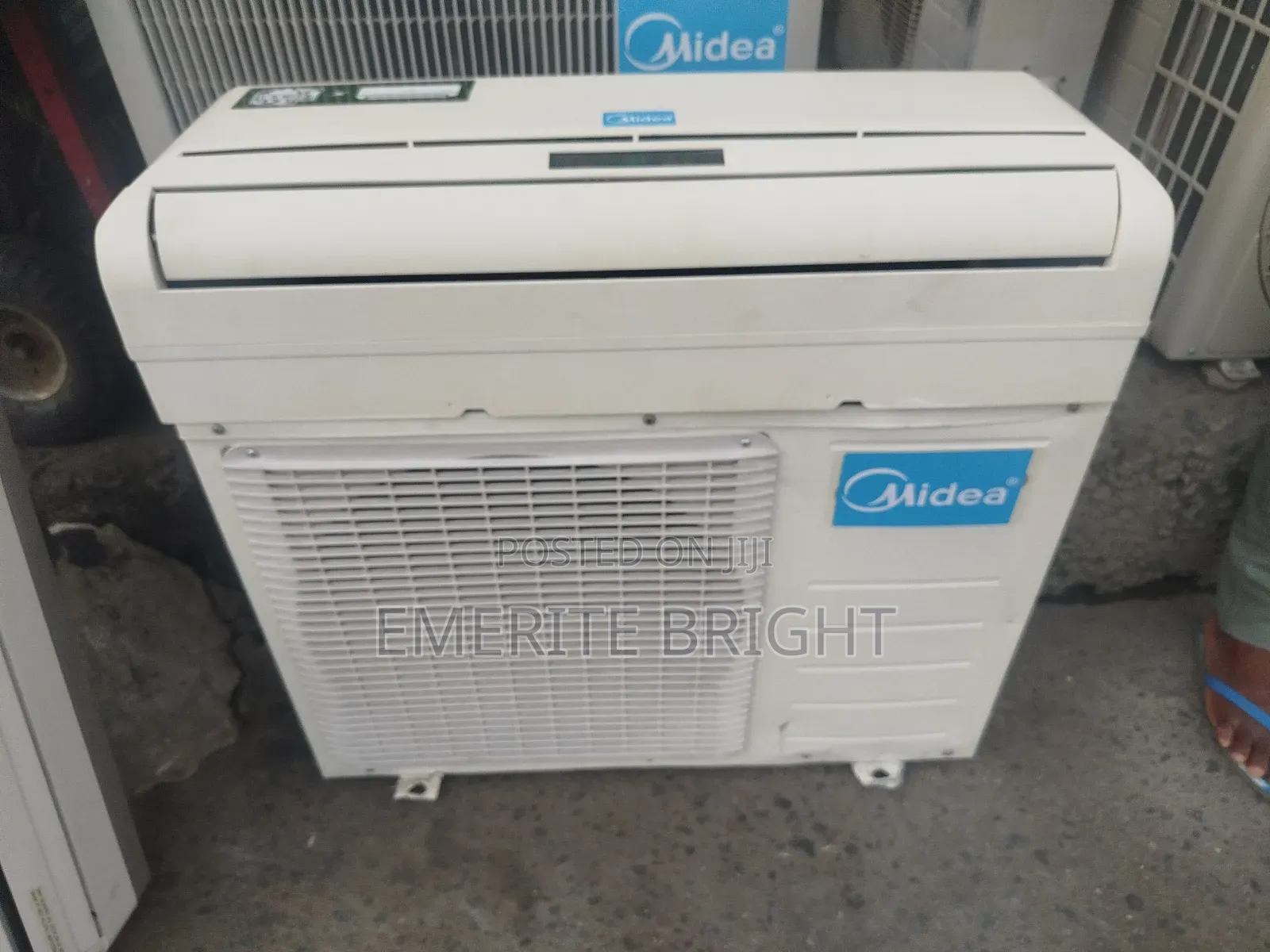 Midea Low Voltage Ac 410 Gass 1 Hp