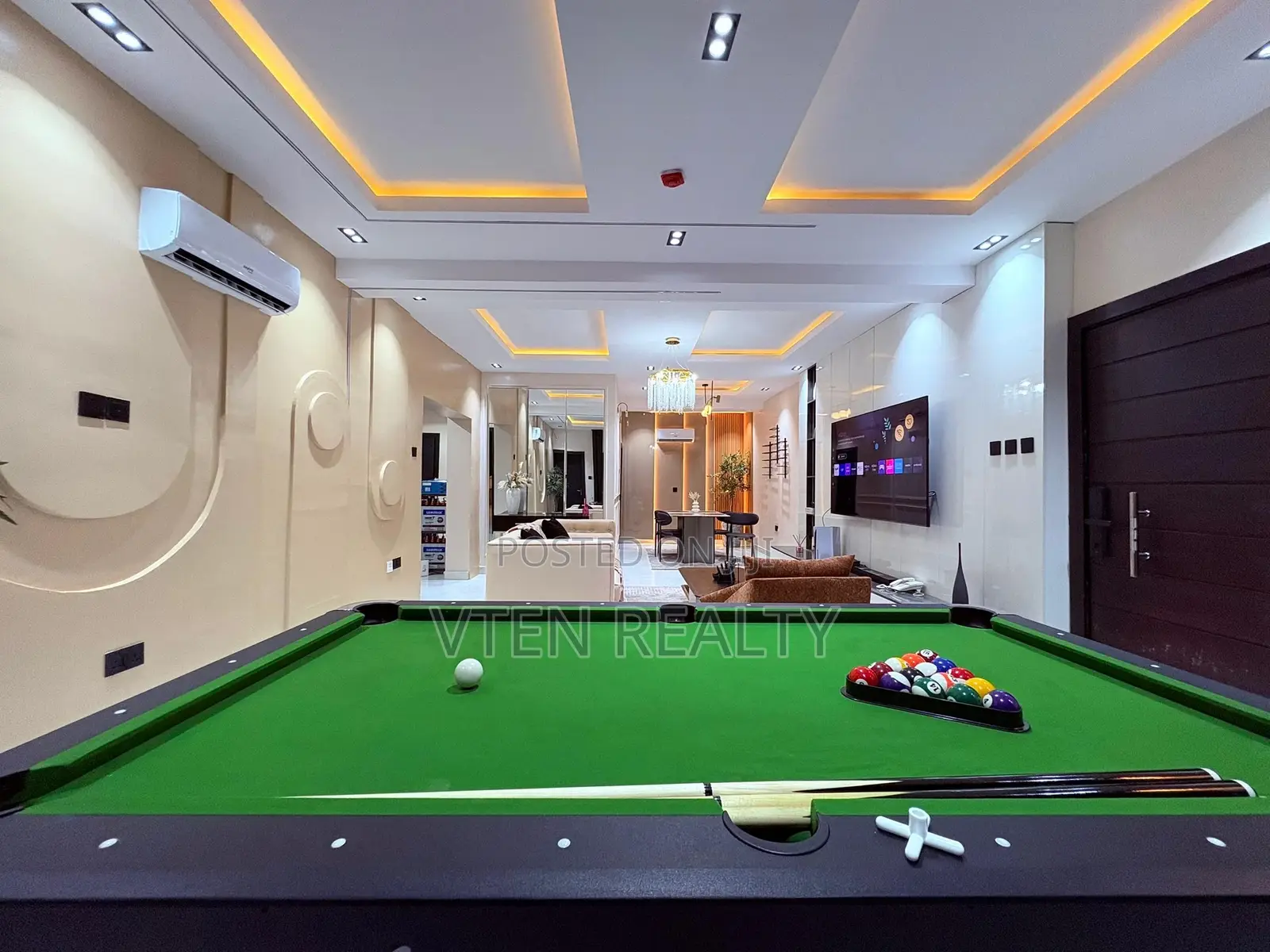 Luxurious City View 3bedroom Apartment