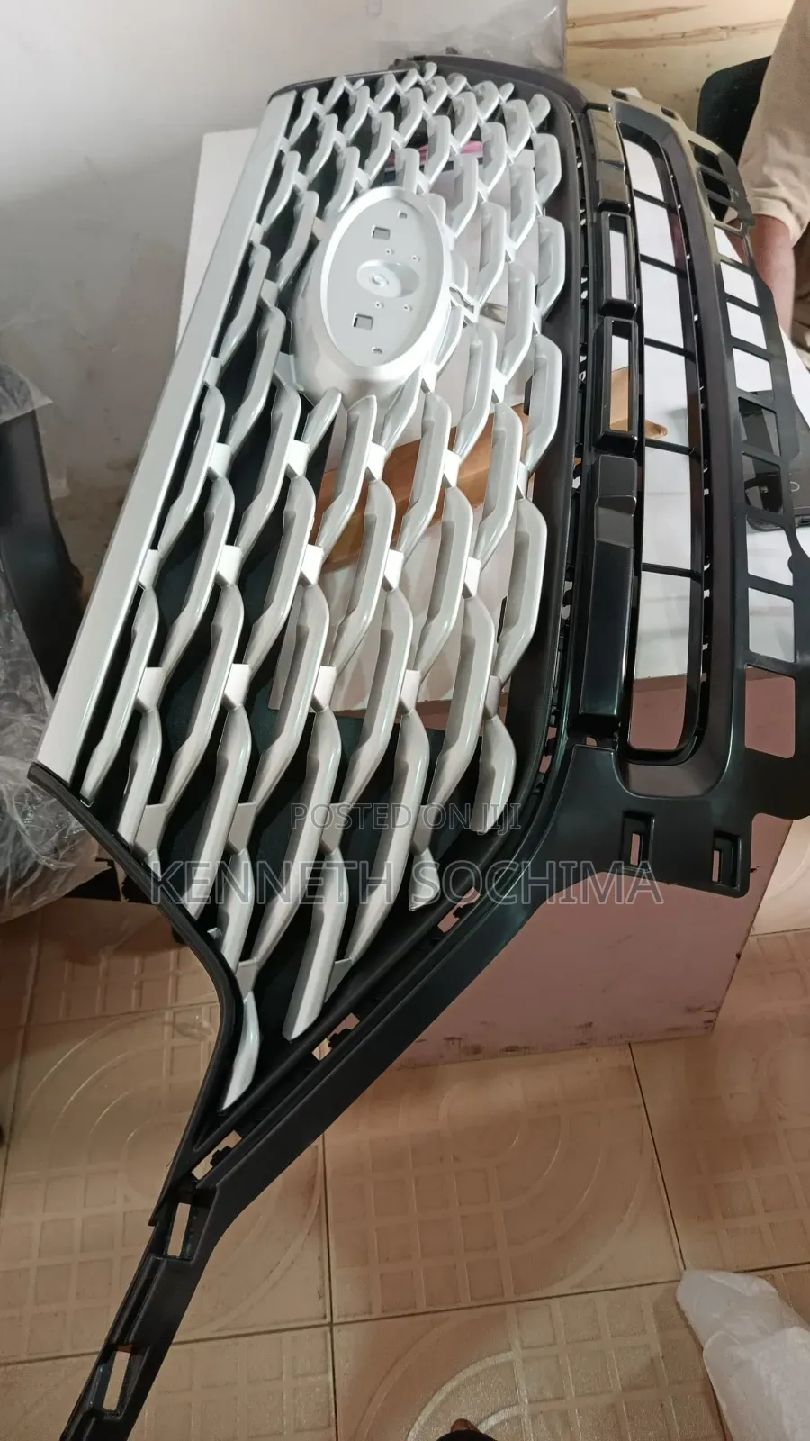 Front Grill Ford Explorer 2020