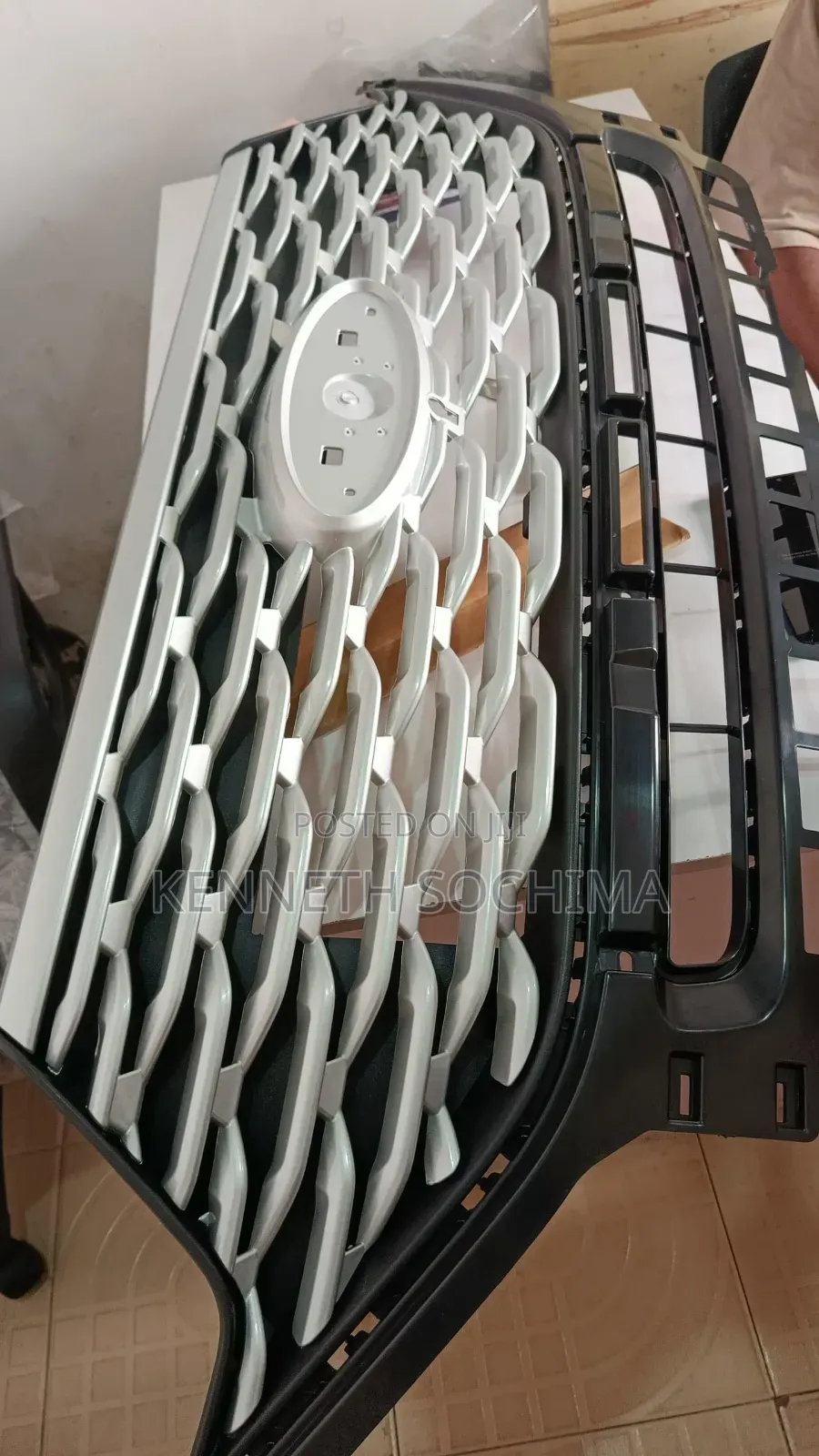 Front Grill Ford Explorer 2020