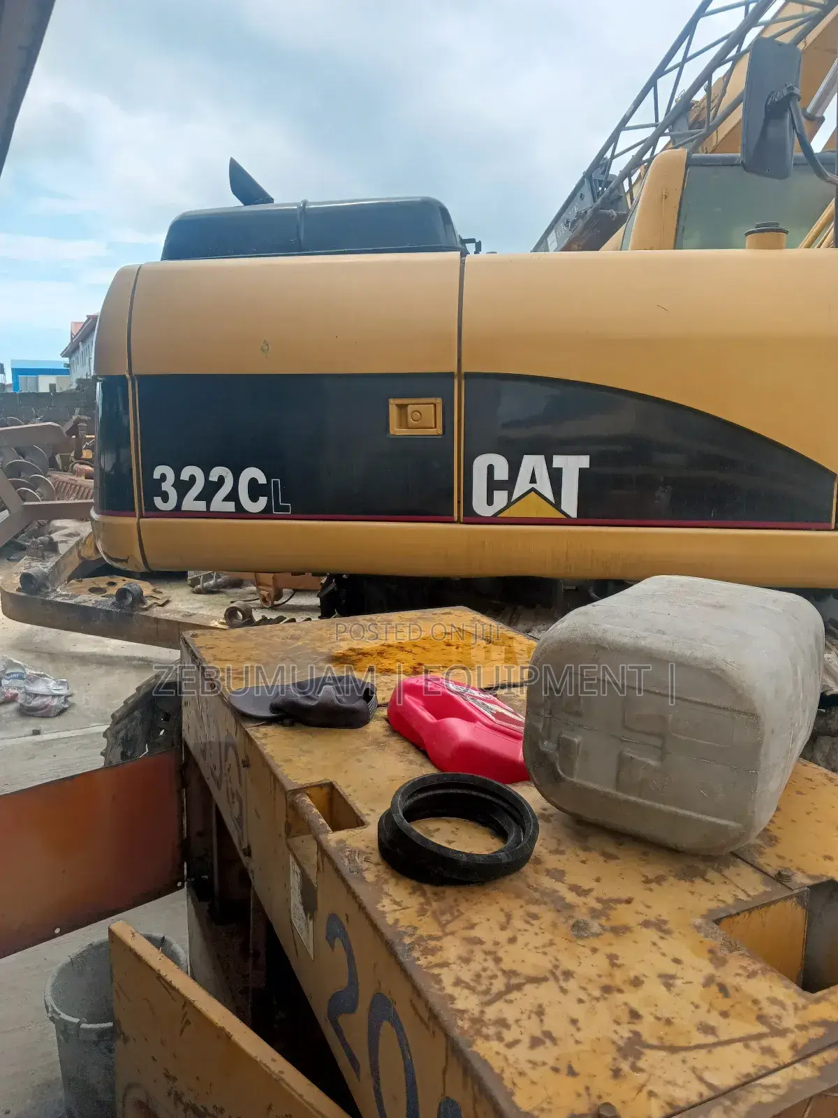 322c Cat Excavator for Sale. Price 190M Naira