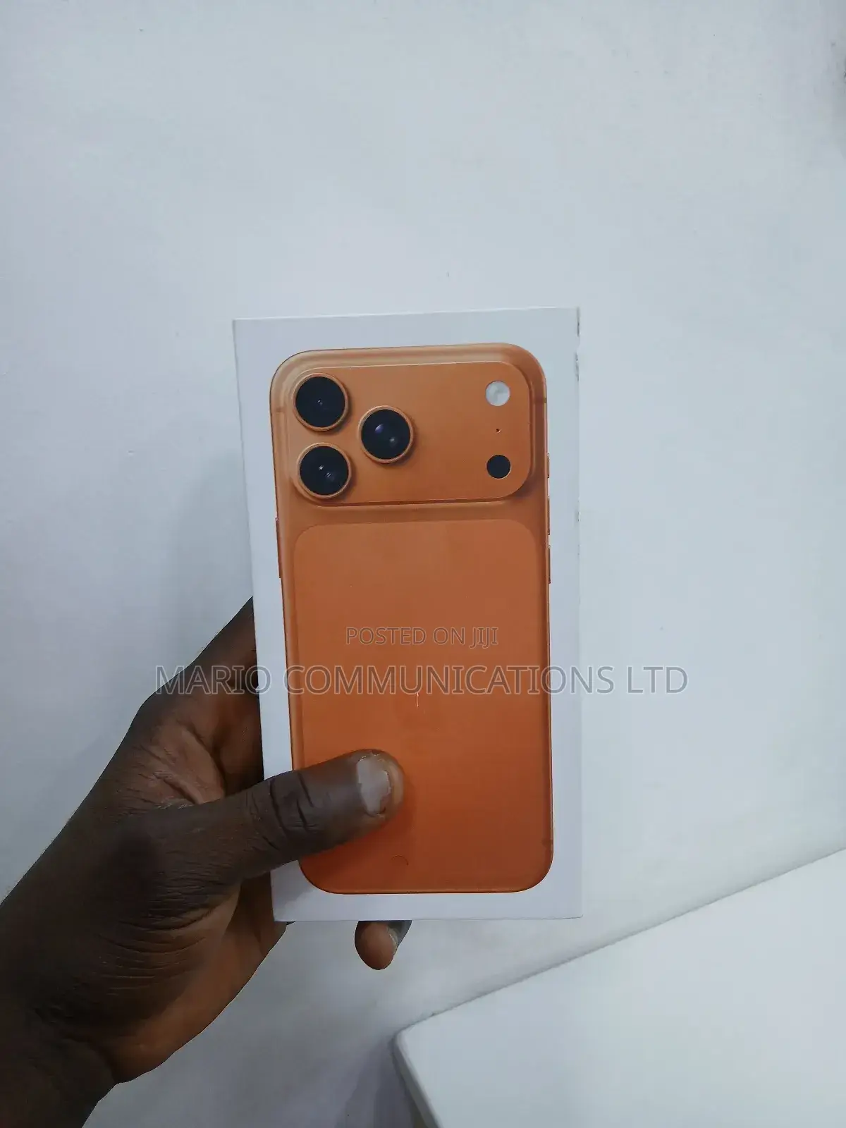 New Apple iPhone 17 Pro Max 1 TB Orange
