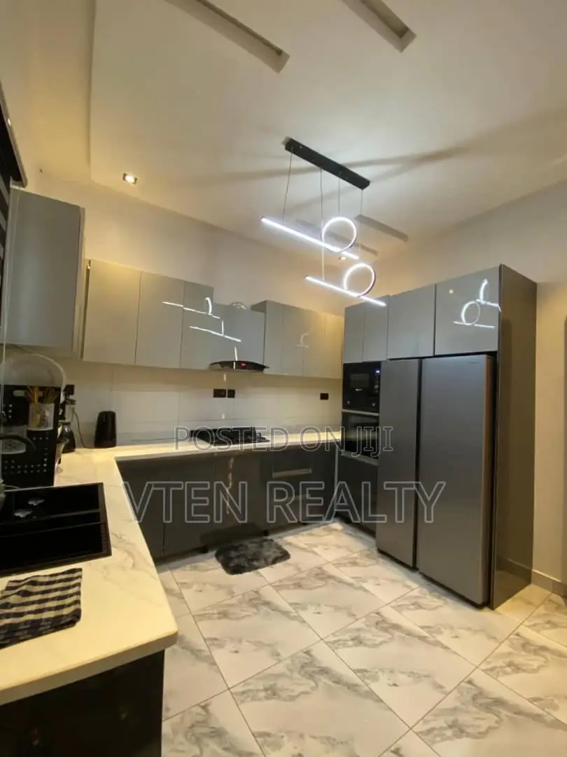 Posh 2bedroom Apartment