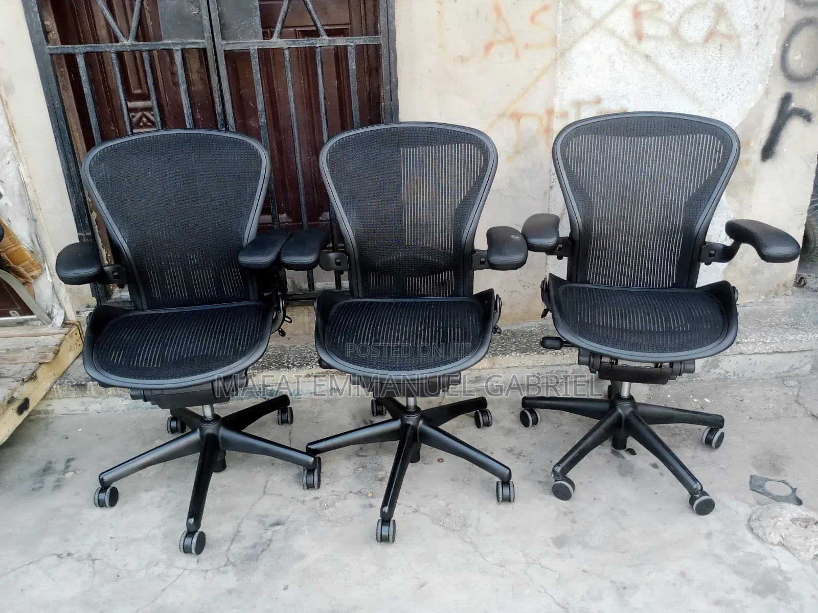 Herman Miller Aeron Chair