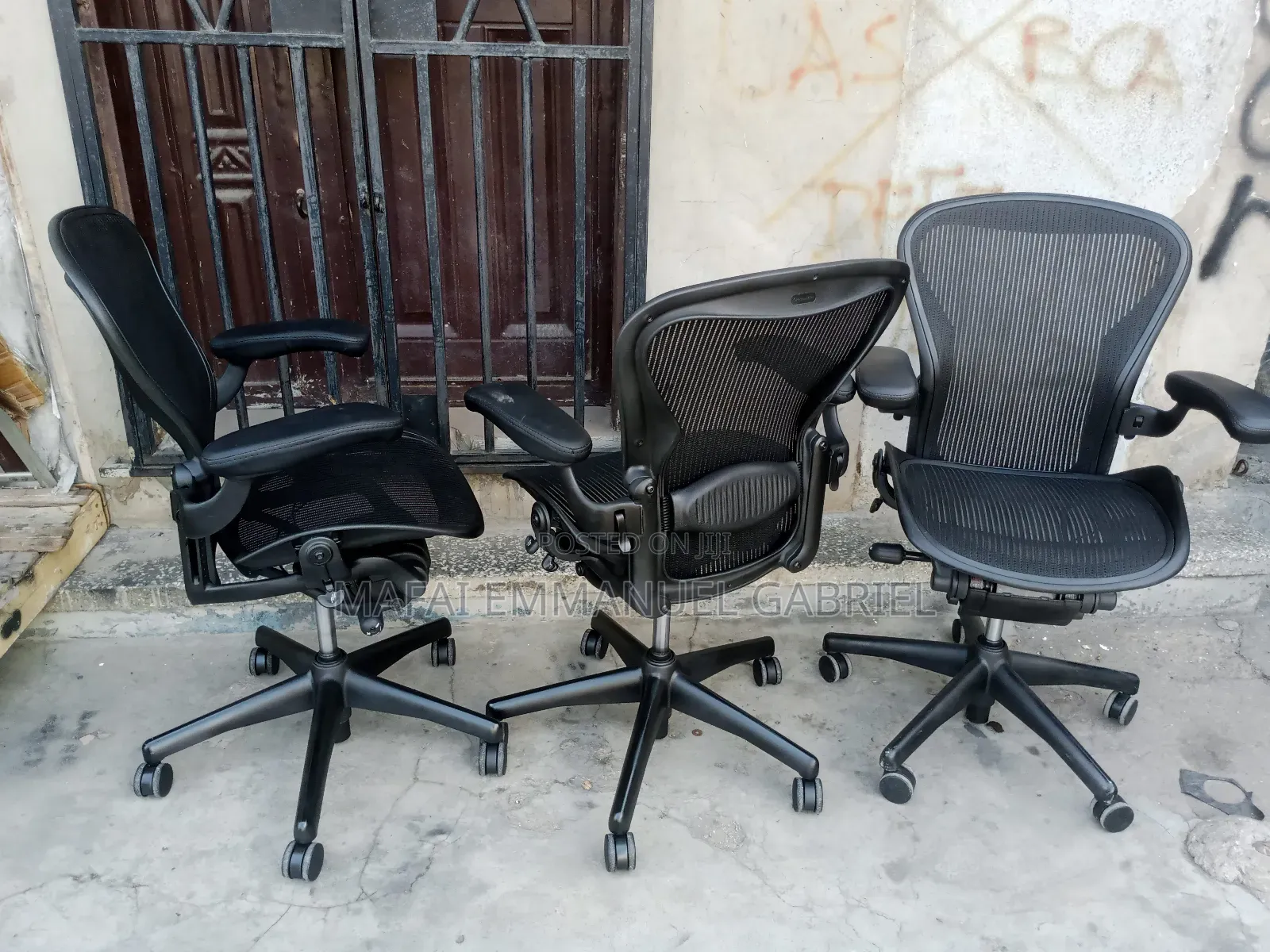 Herman Miller Aeron Chair