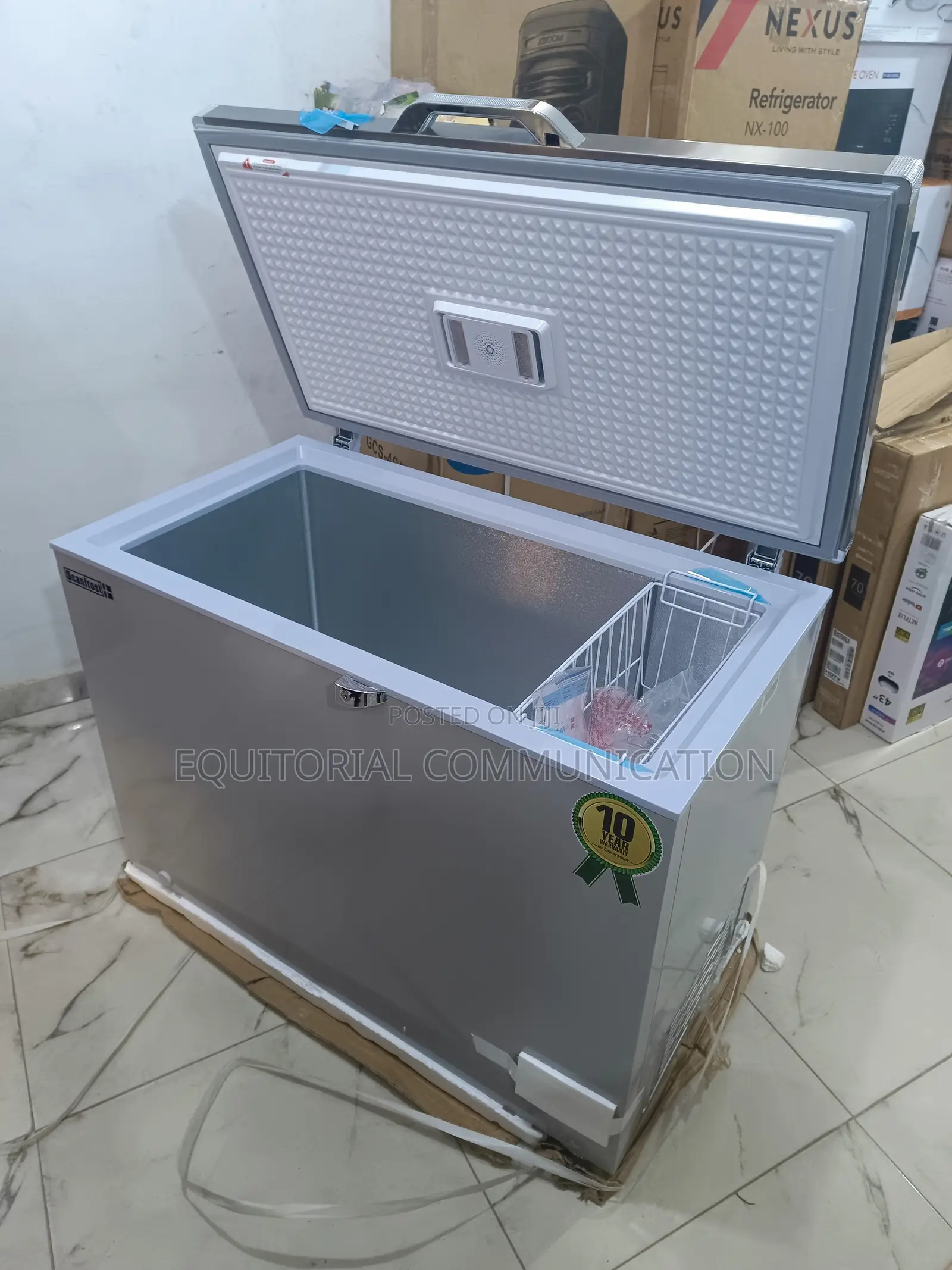Scanfrost Inverter Chest Freezer – 300l With Interior Led Light